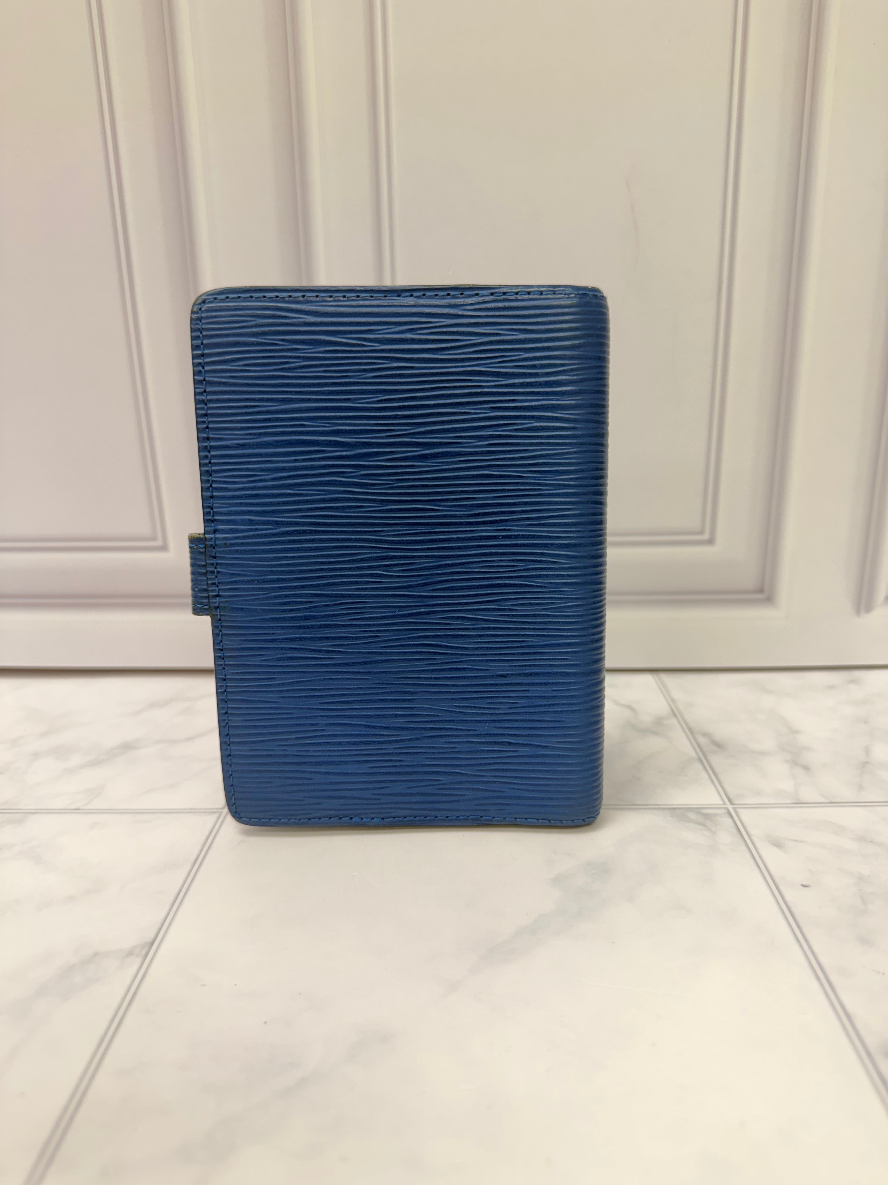 Louis Vuitton Blue Epi Leather Passport Agenda Cover PM