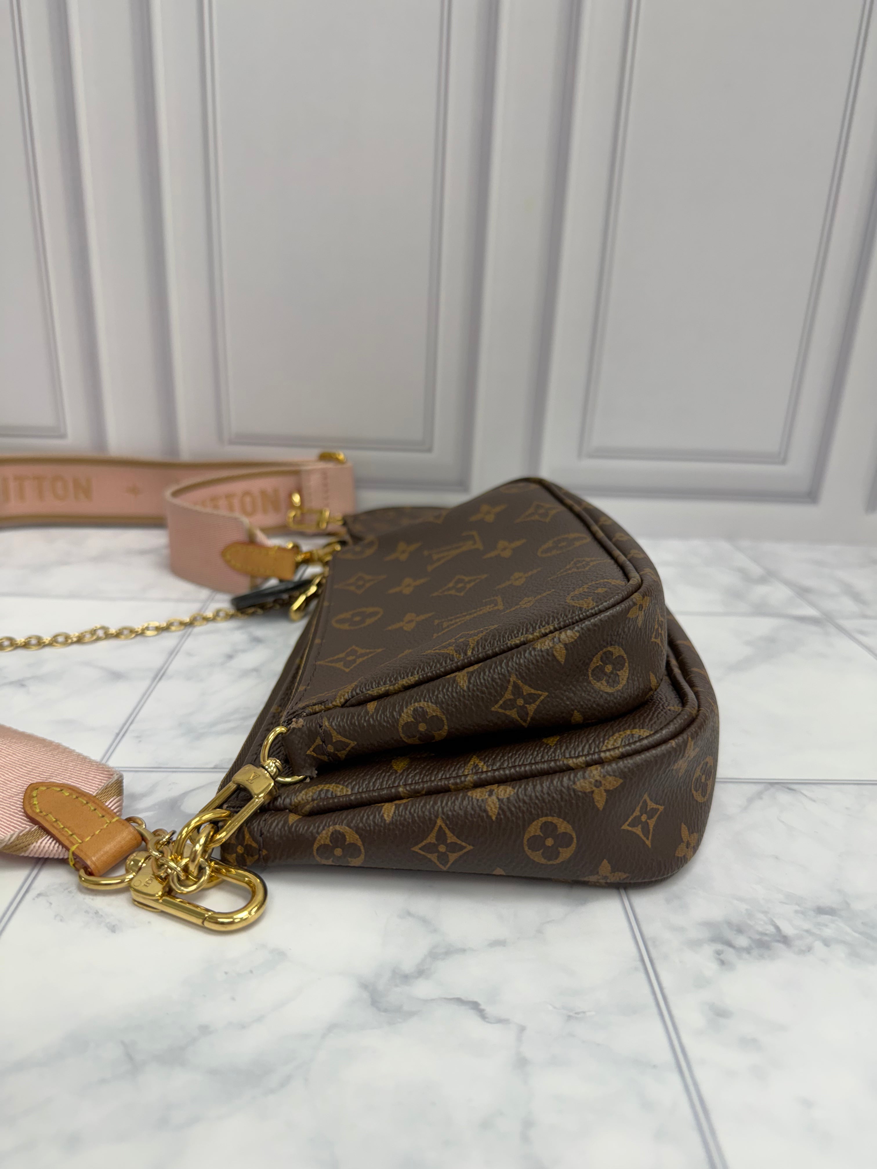 *DONS DROP* Louis Vuitton Monogram & Pink Strap Multi Pochette Accessories