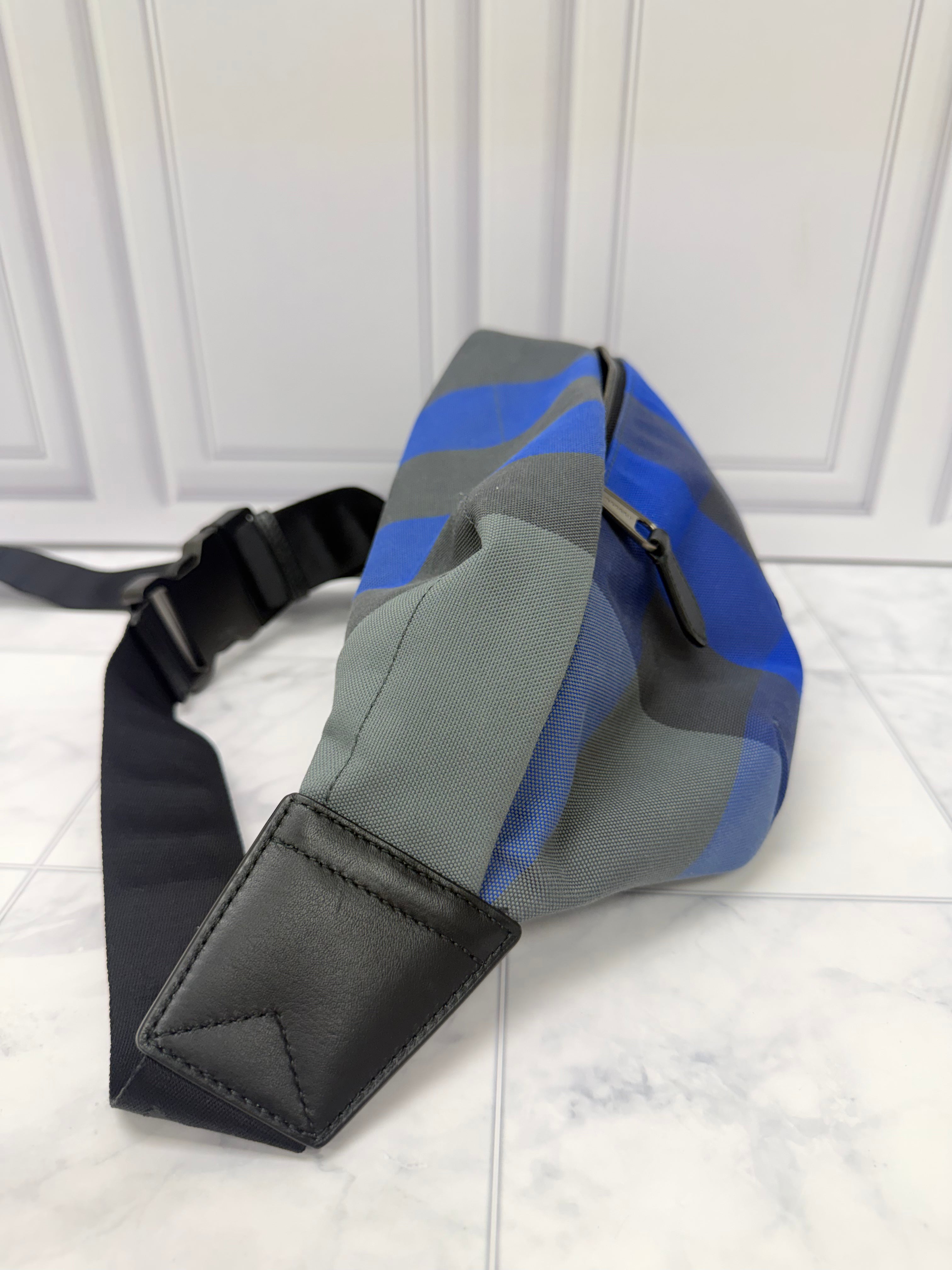 LIKE NEW Burberry Blue And Grey House Check Canvas Sonny Belt Bag