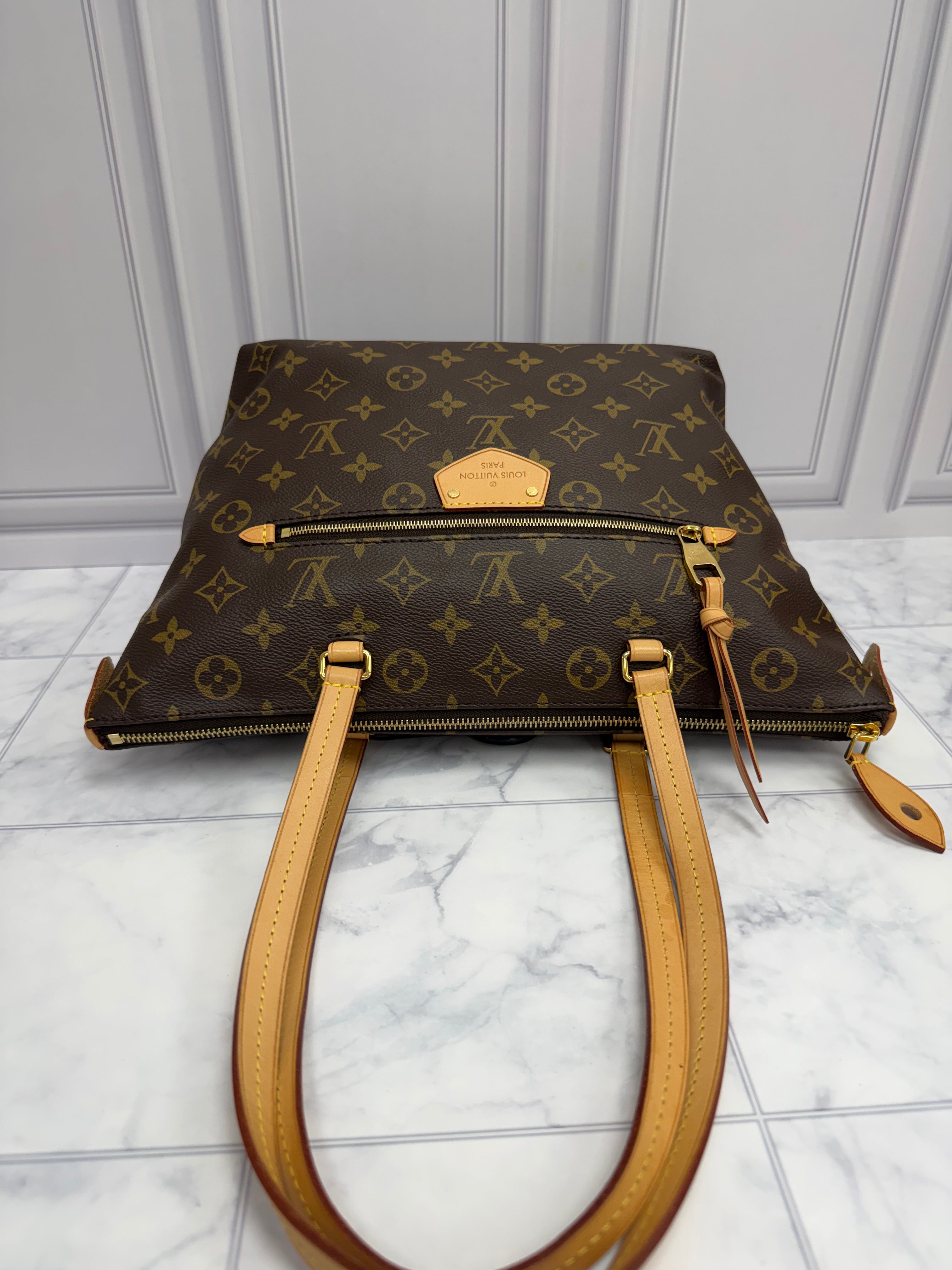 *DONS DROP* LIKE NEW - Louis Vuitton Monogram Lena PM Tote bag