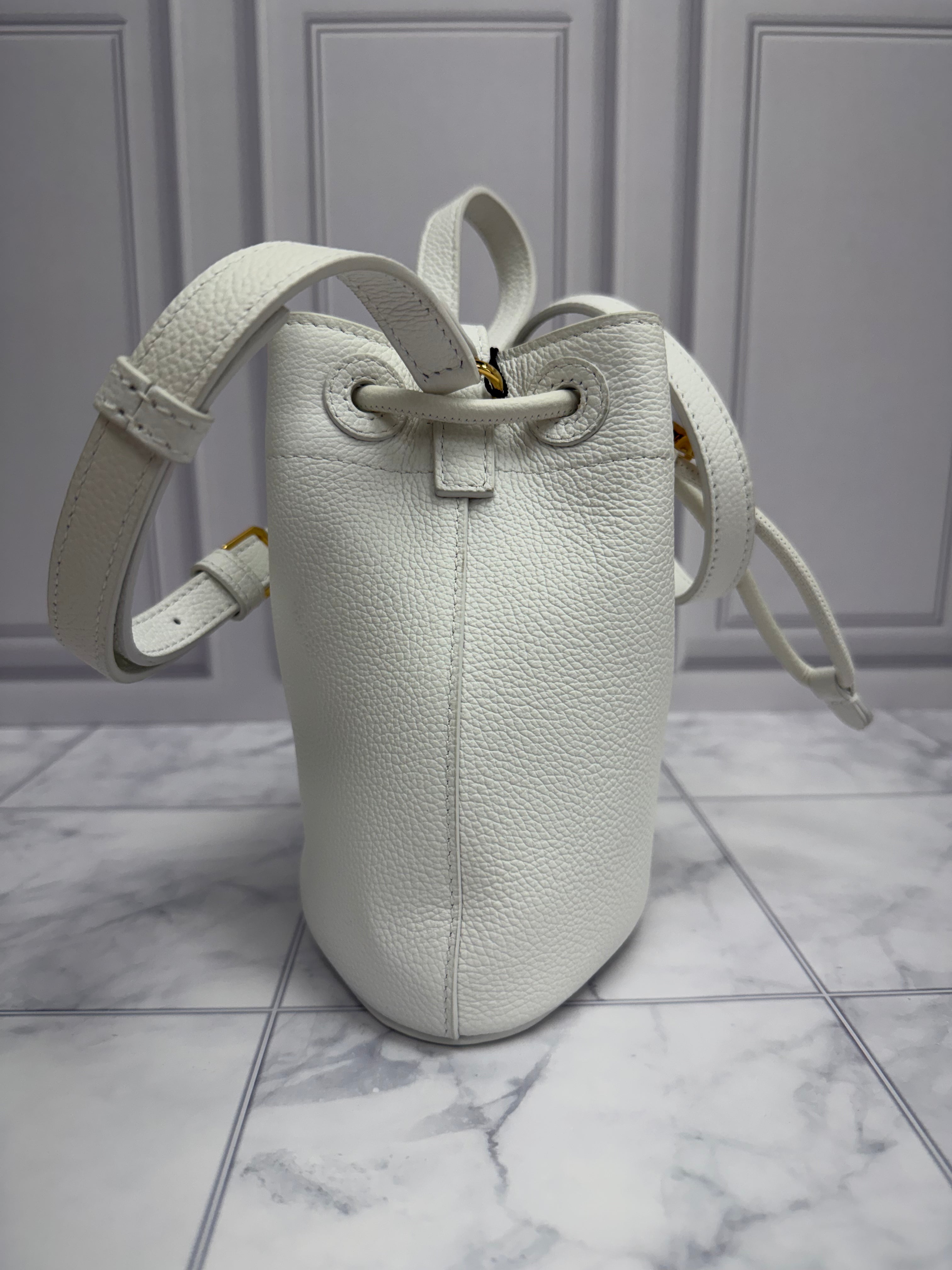 *DONS DROP* Burberry White Leather Mini TB Drawstring Bucket Crossbody