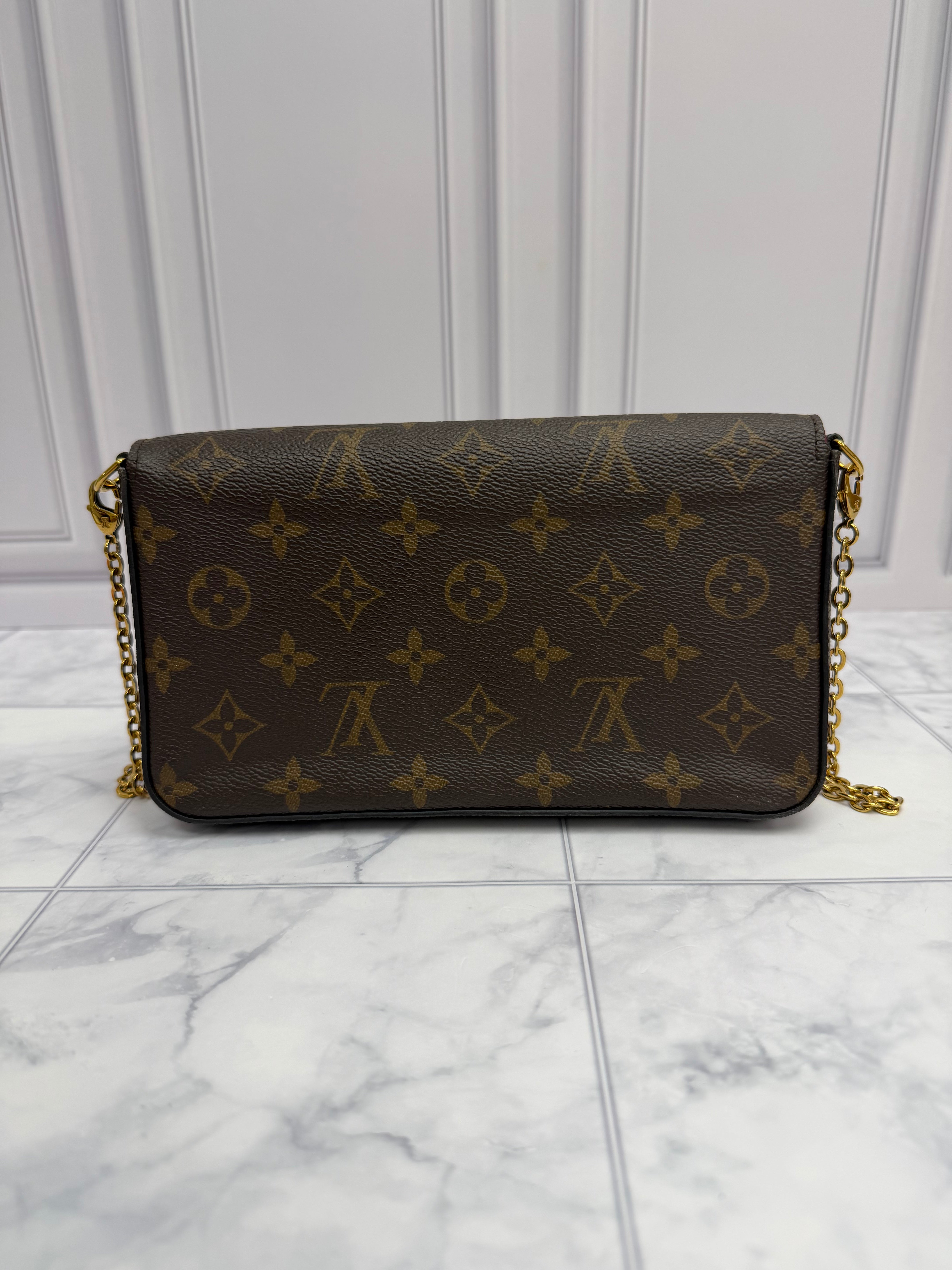 *DONS DROP* Louis Vuitton Fushia Monogram Felicie Pochette Crossbody