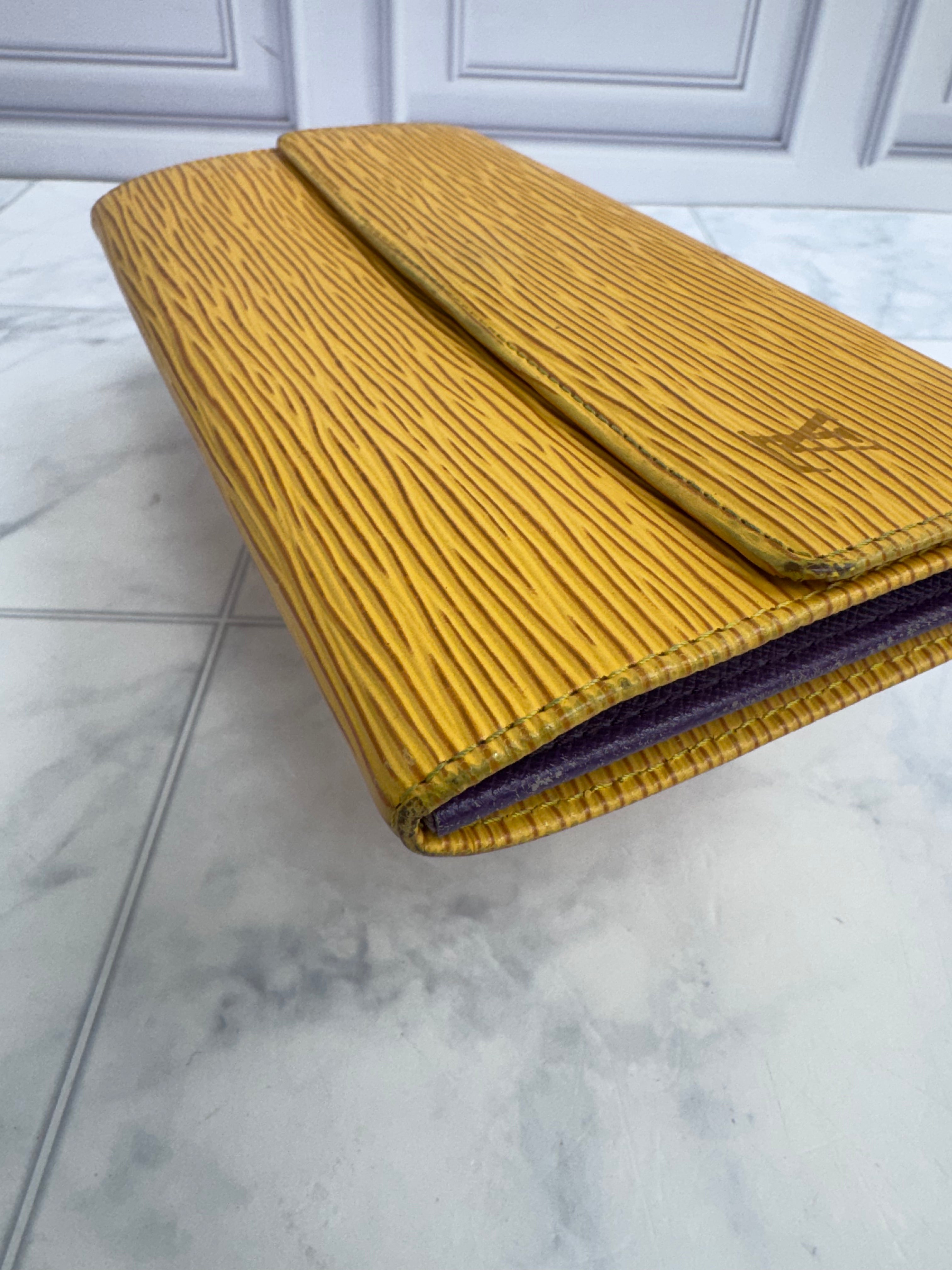 Louis Vuitton Yellow Epi Leather Sarah Wallet