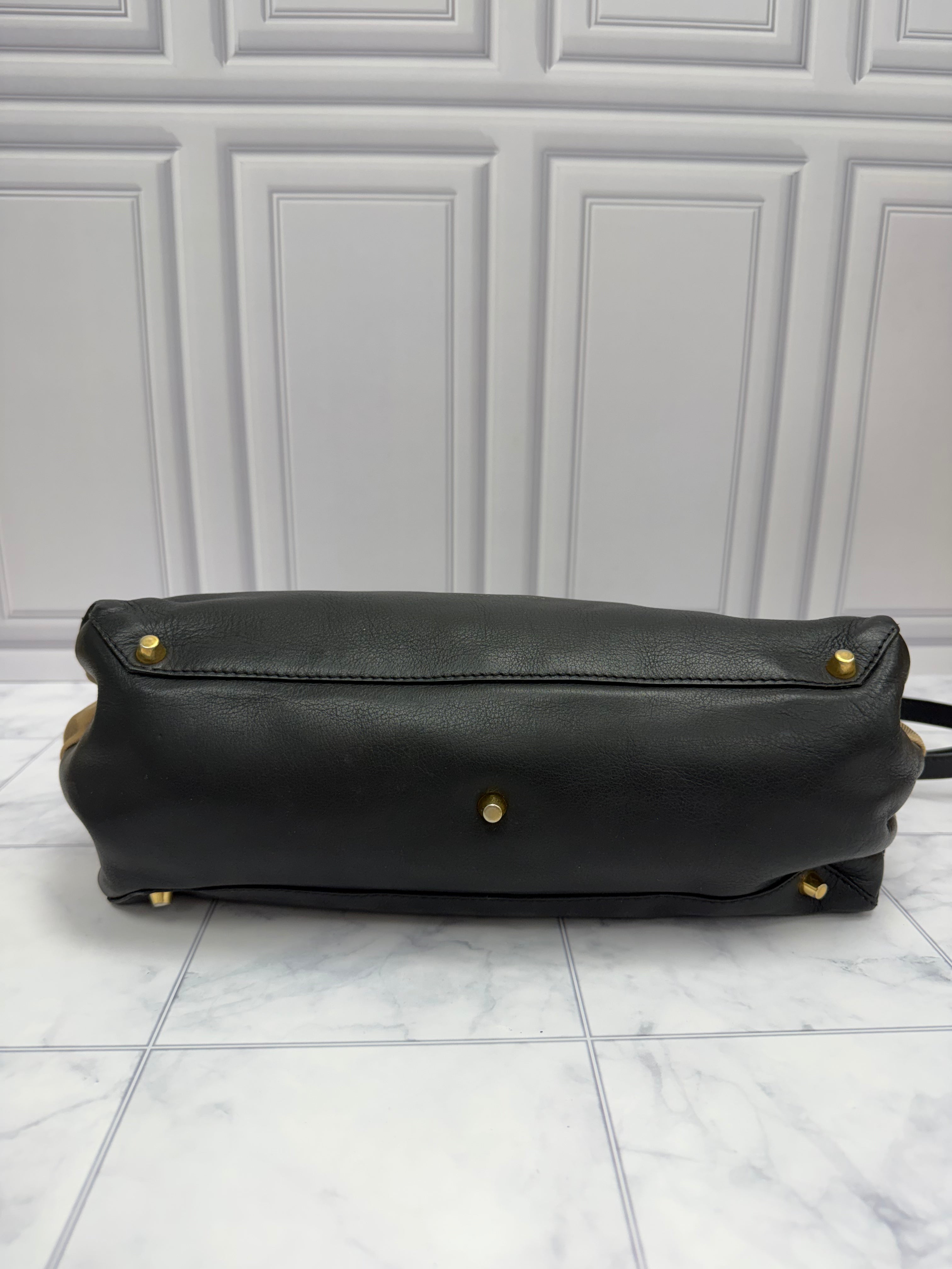 *DONS DROP* Burberry Black Leather Banner Tote Bag