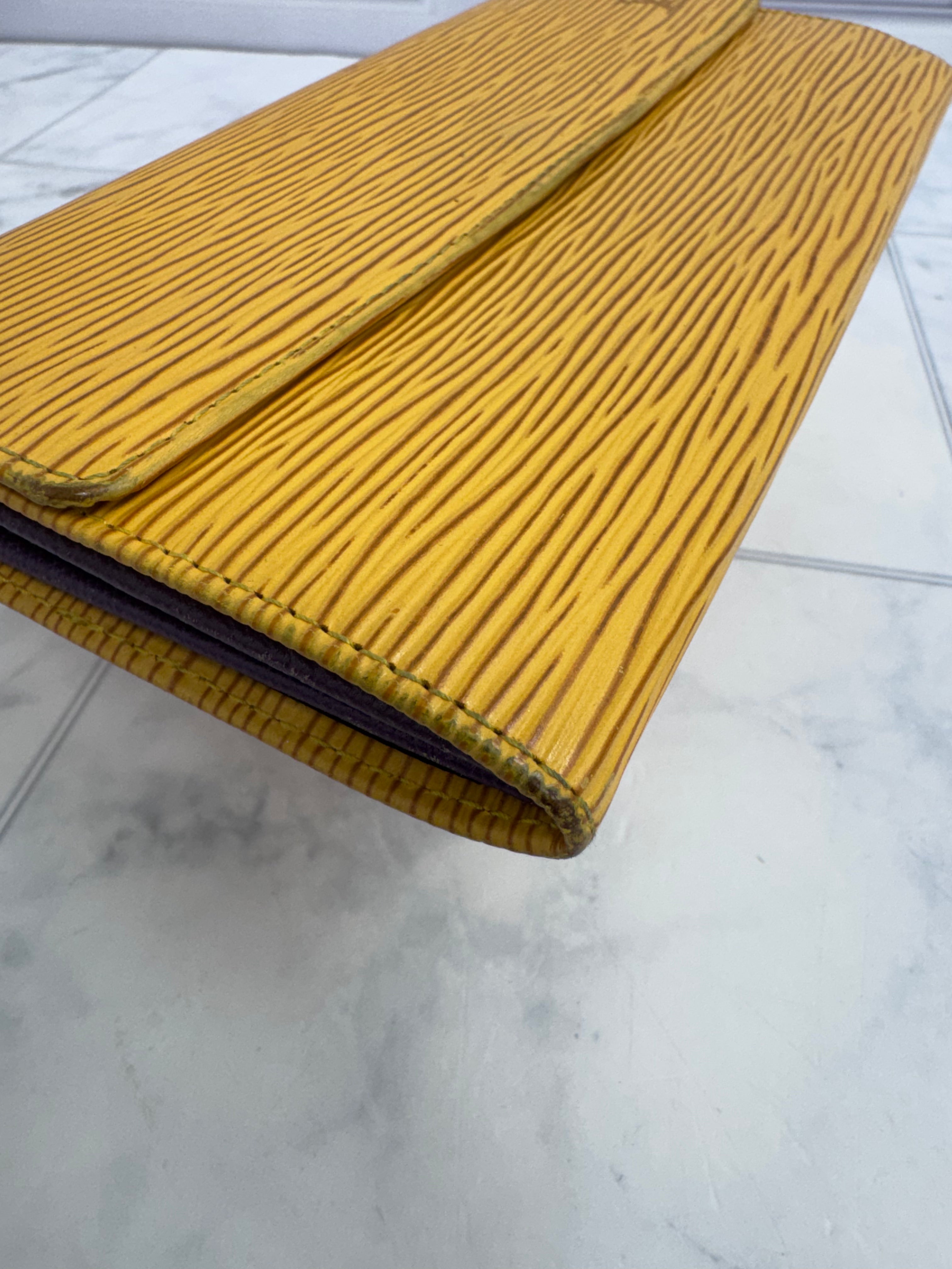 Louis Vuitton Yellow Epi Leather Sarah Wallet