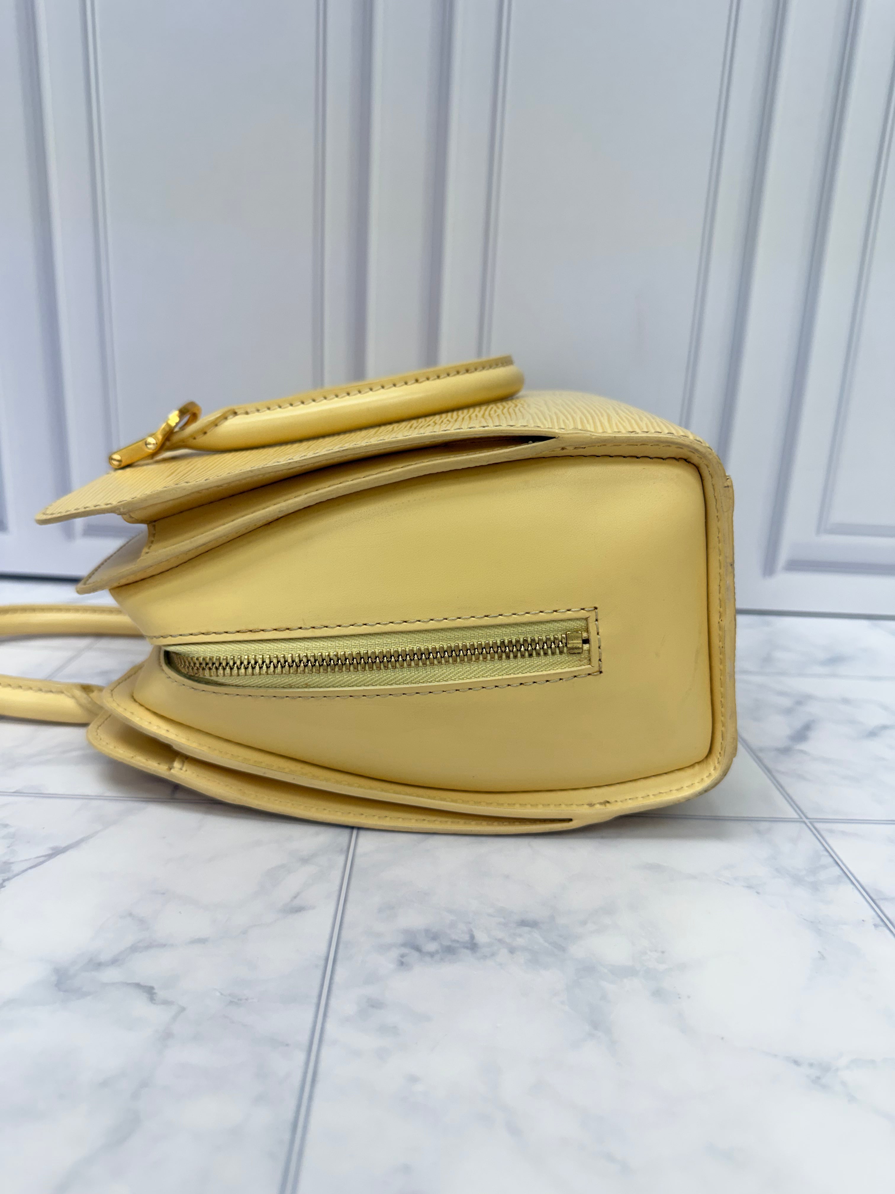 Louis Vuitton Butter Yellow Epi Leather Pont Neuf Handbag