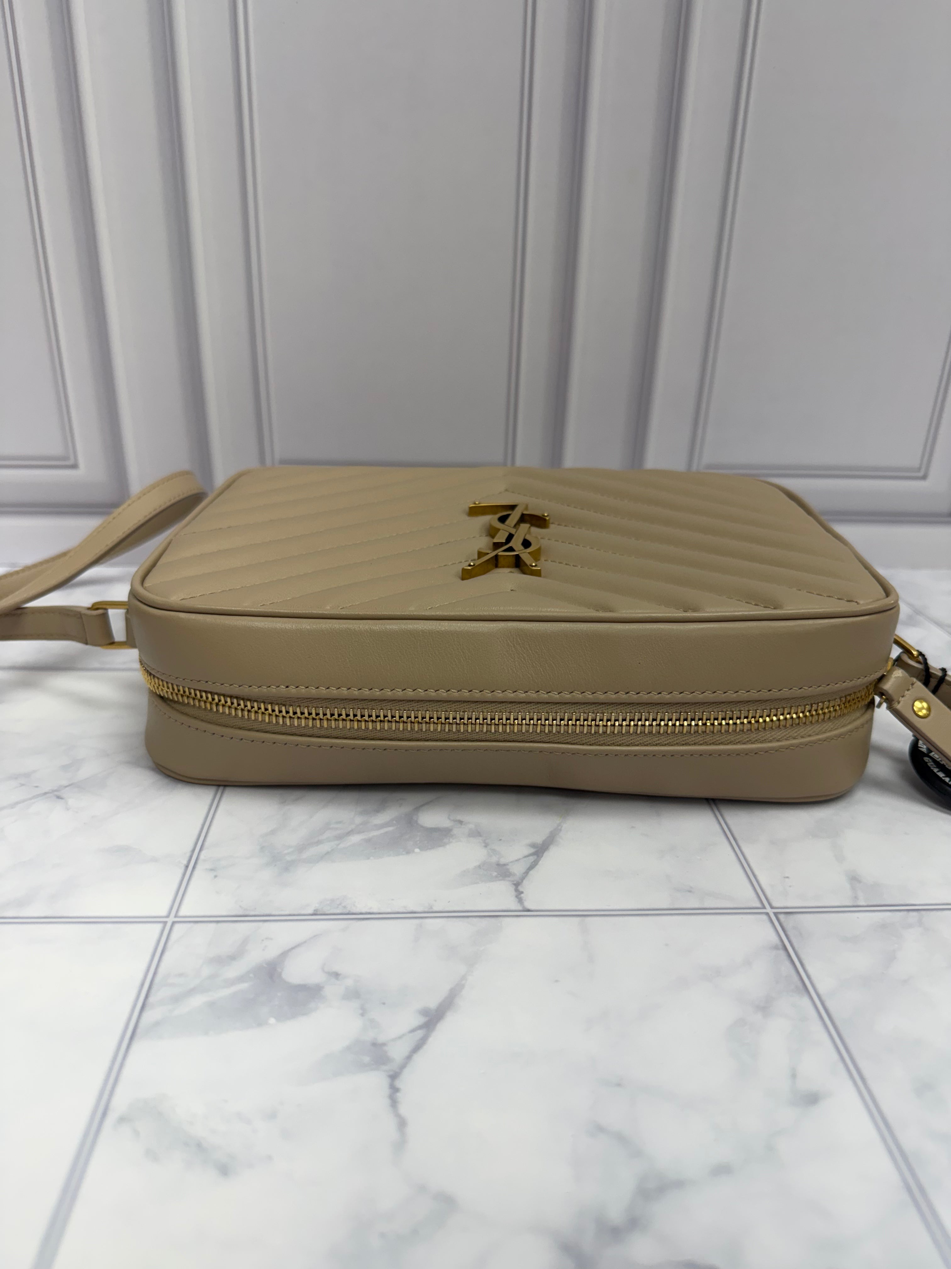 *DONS DROP* Saint Laurent YSL Beige Leather Lou Camera Bag