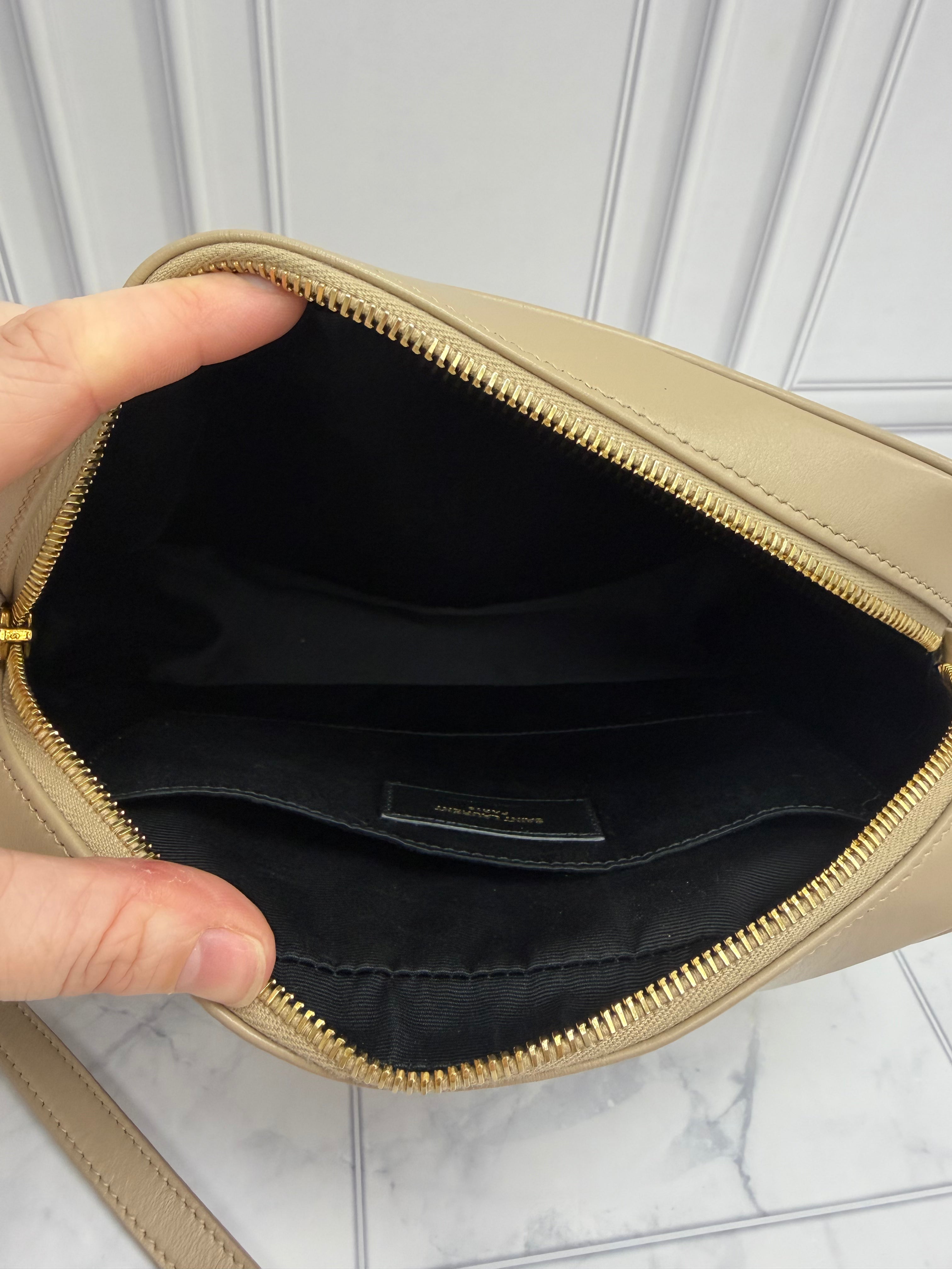 *DONS DROP* Saint Laurent YSL Beige Leather Lou Camera Bag