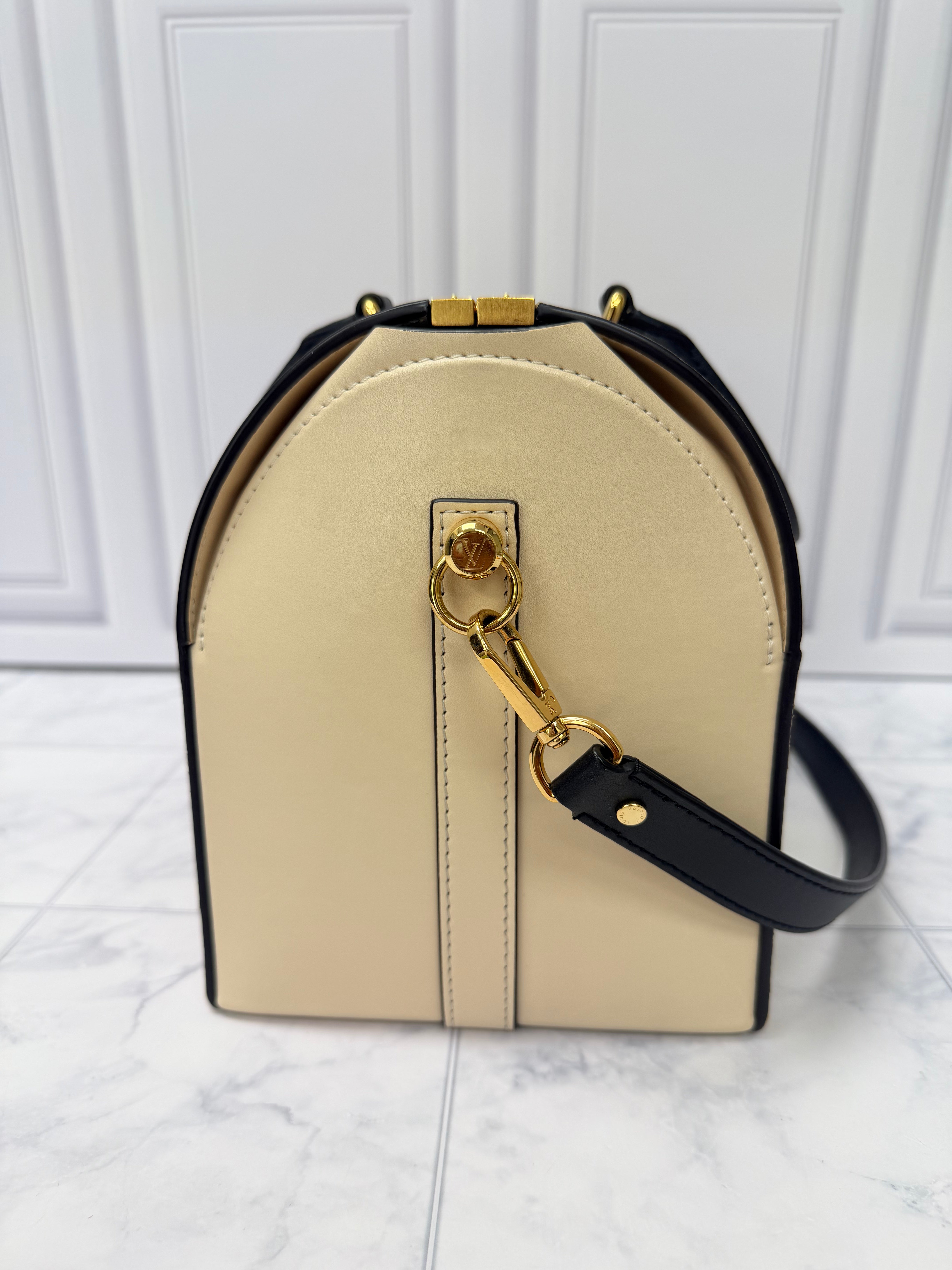 Louis Vuitton Beige Leather Speedy Doctor 25 Bandouliere