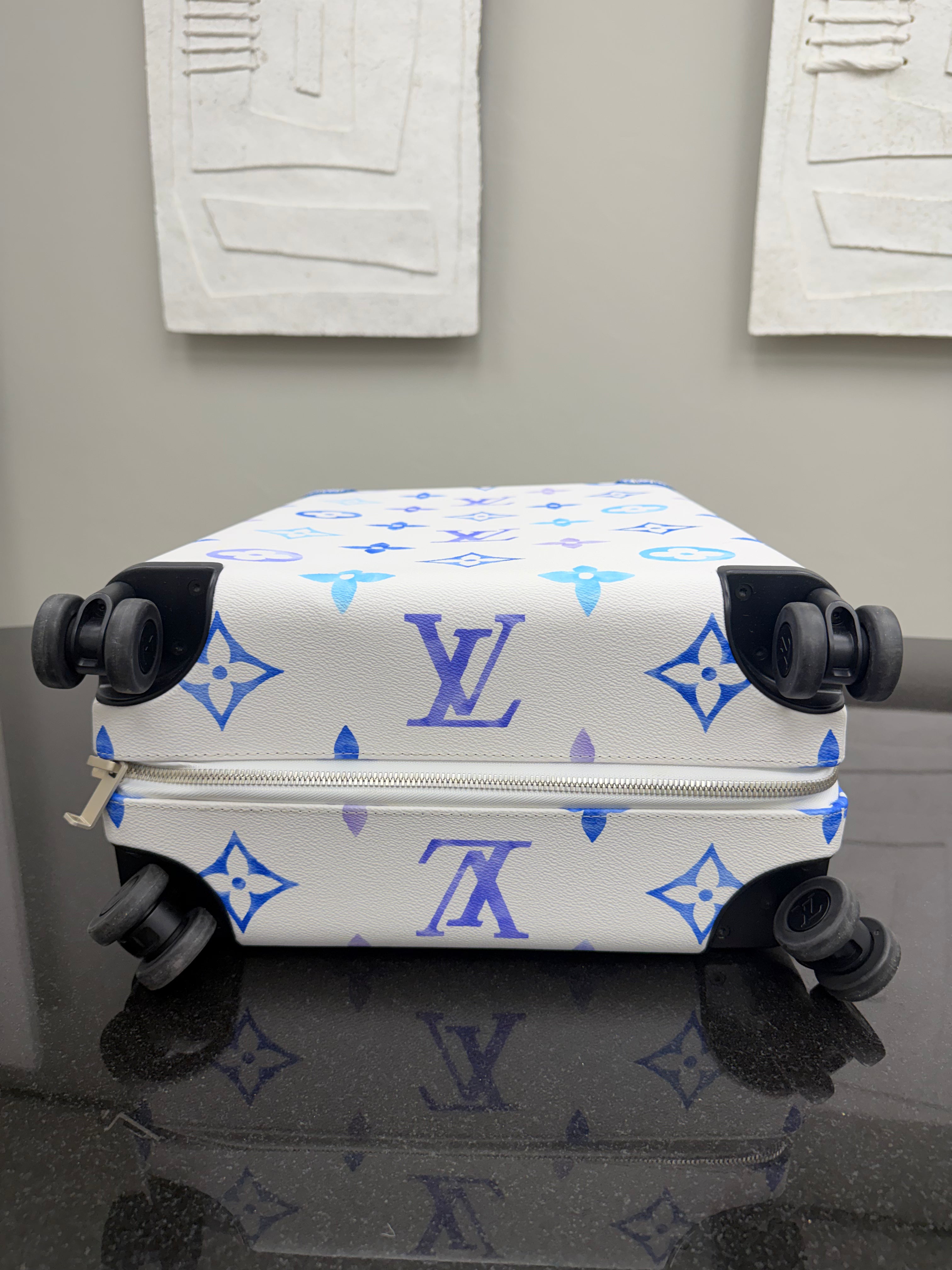 Louis Vuitton White And Blue Monogram By the Pool Horizon 55 Rolling Luggage