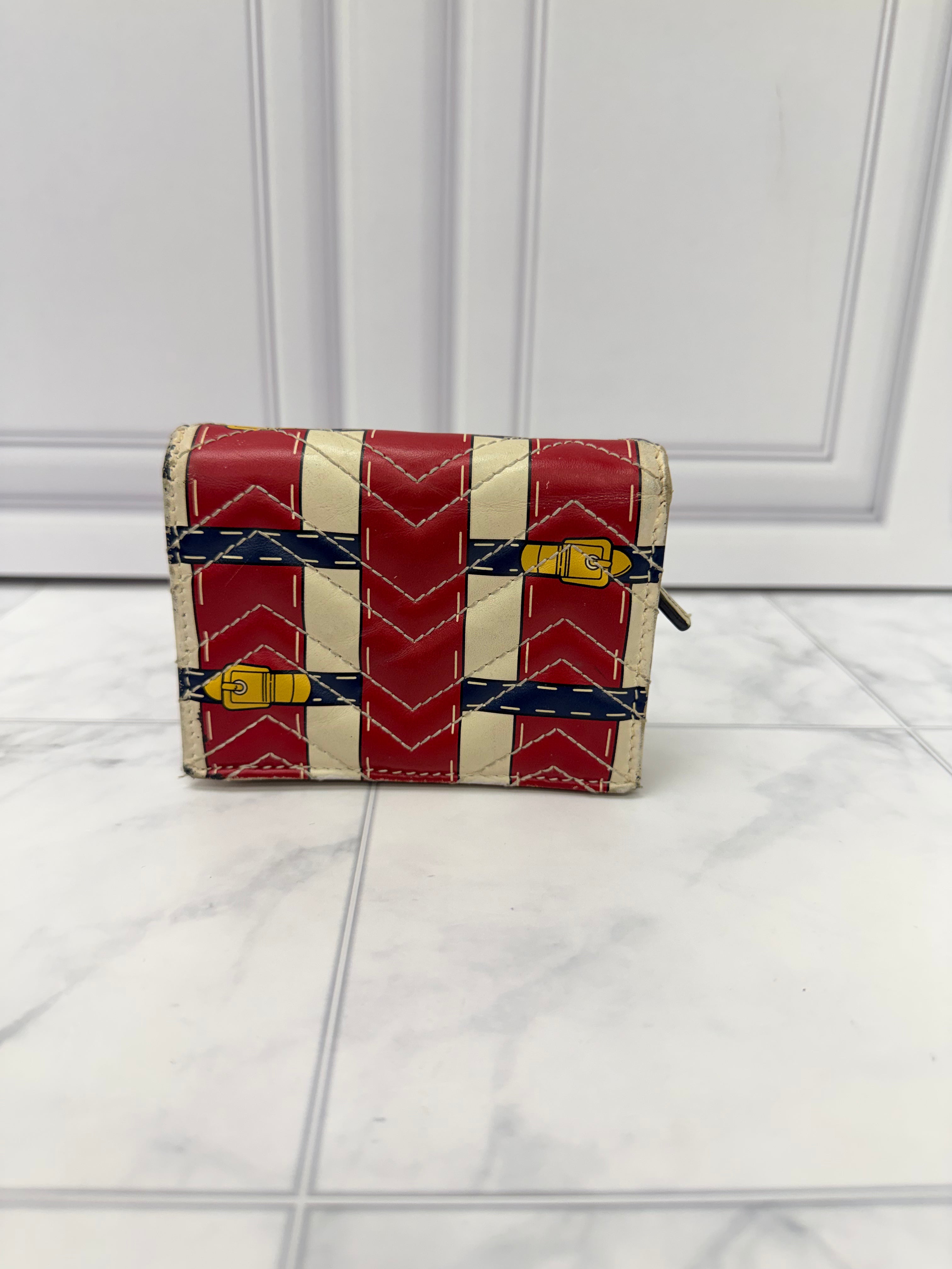 Gucci Red And Cream Leather GG Marmont Trompe Compact Wallet