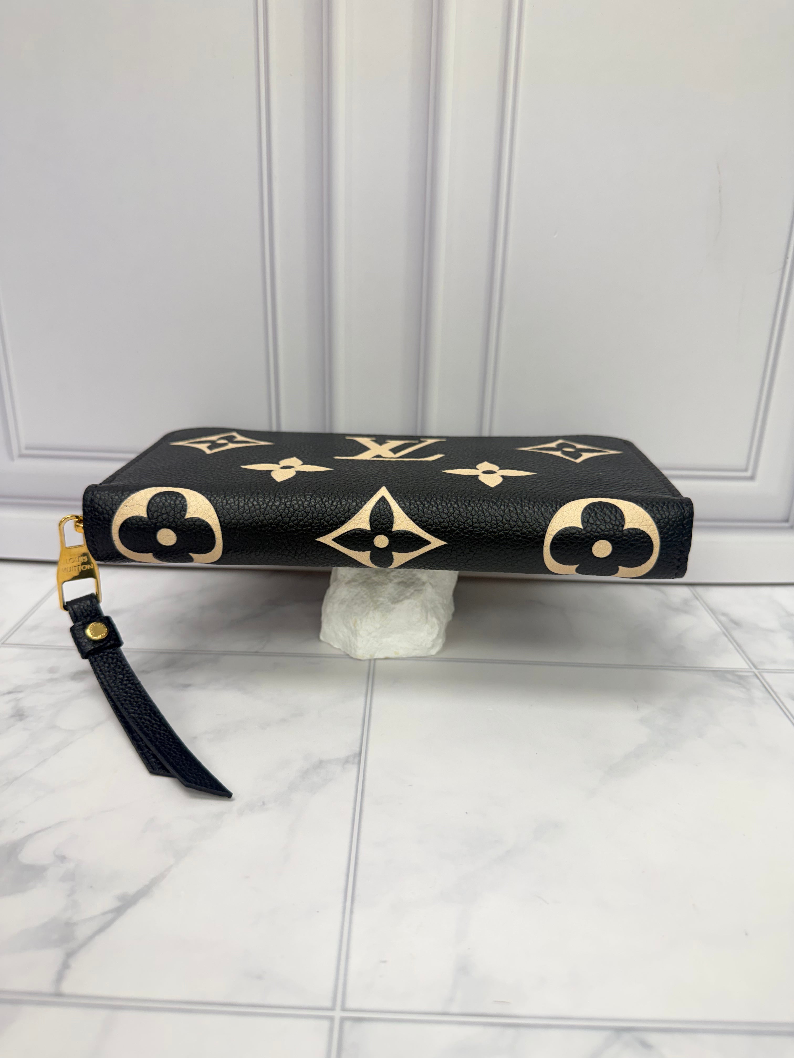 Louis Vuitton Monogram Black Empreinte Leather Zippy Wallet