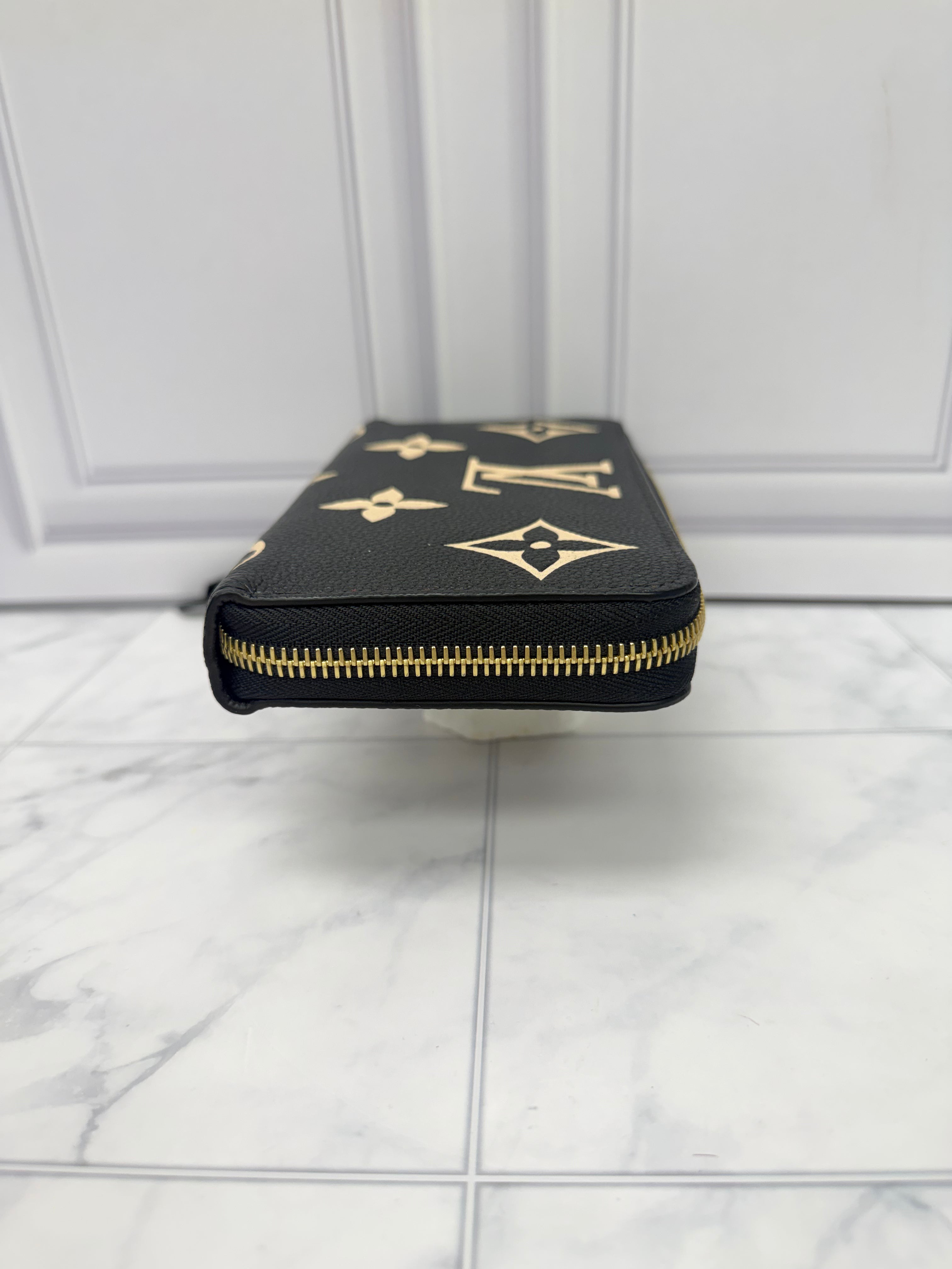 Louis Vuitton Monogram Black Empreinte Leather Zippy Wallet
