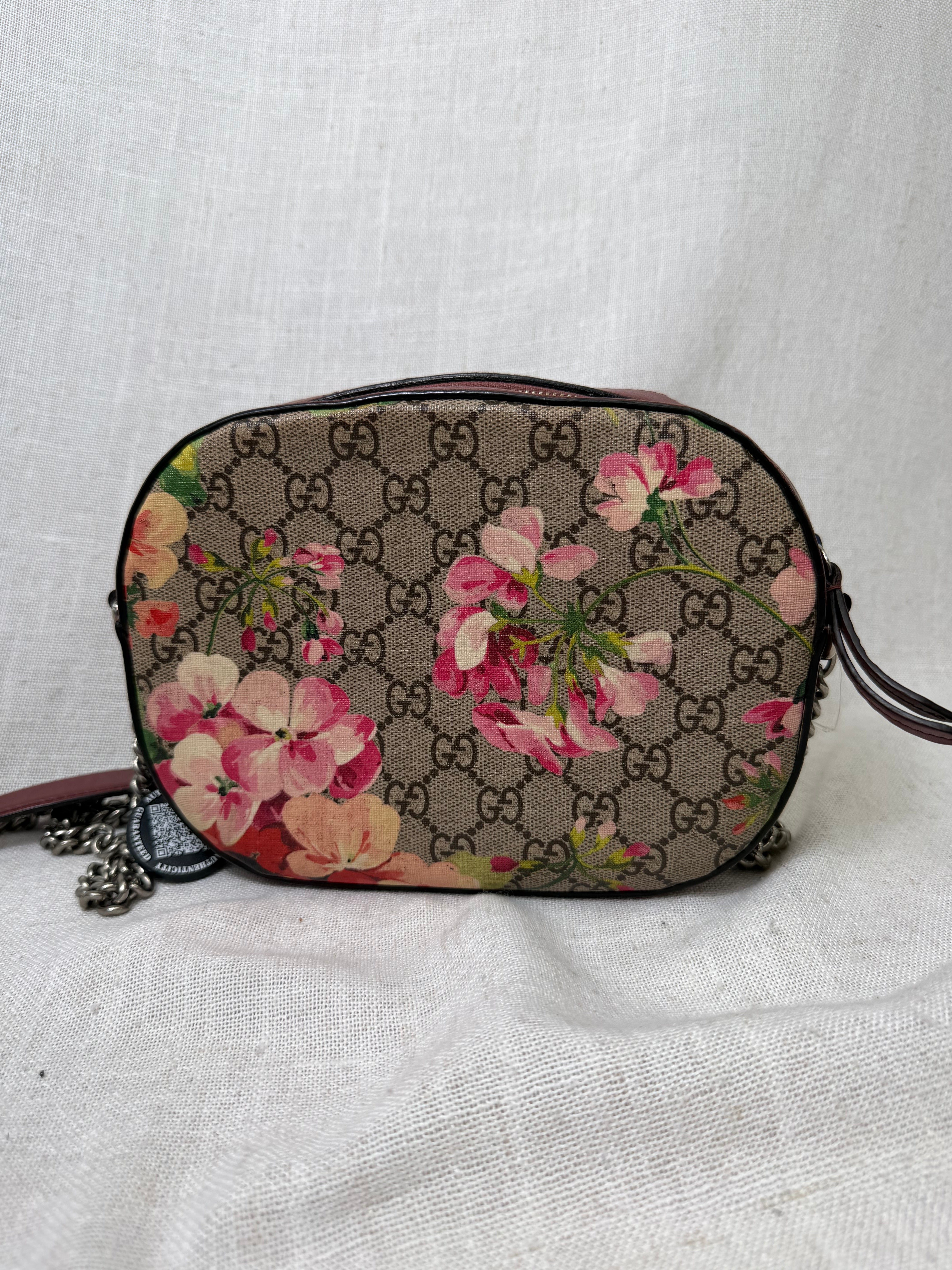 Gucci Blooms GG Supreme Chain Crossbody Bag