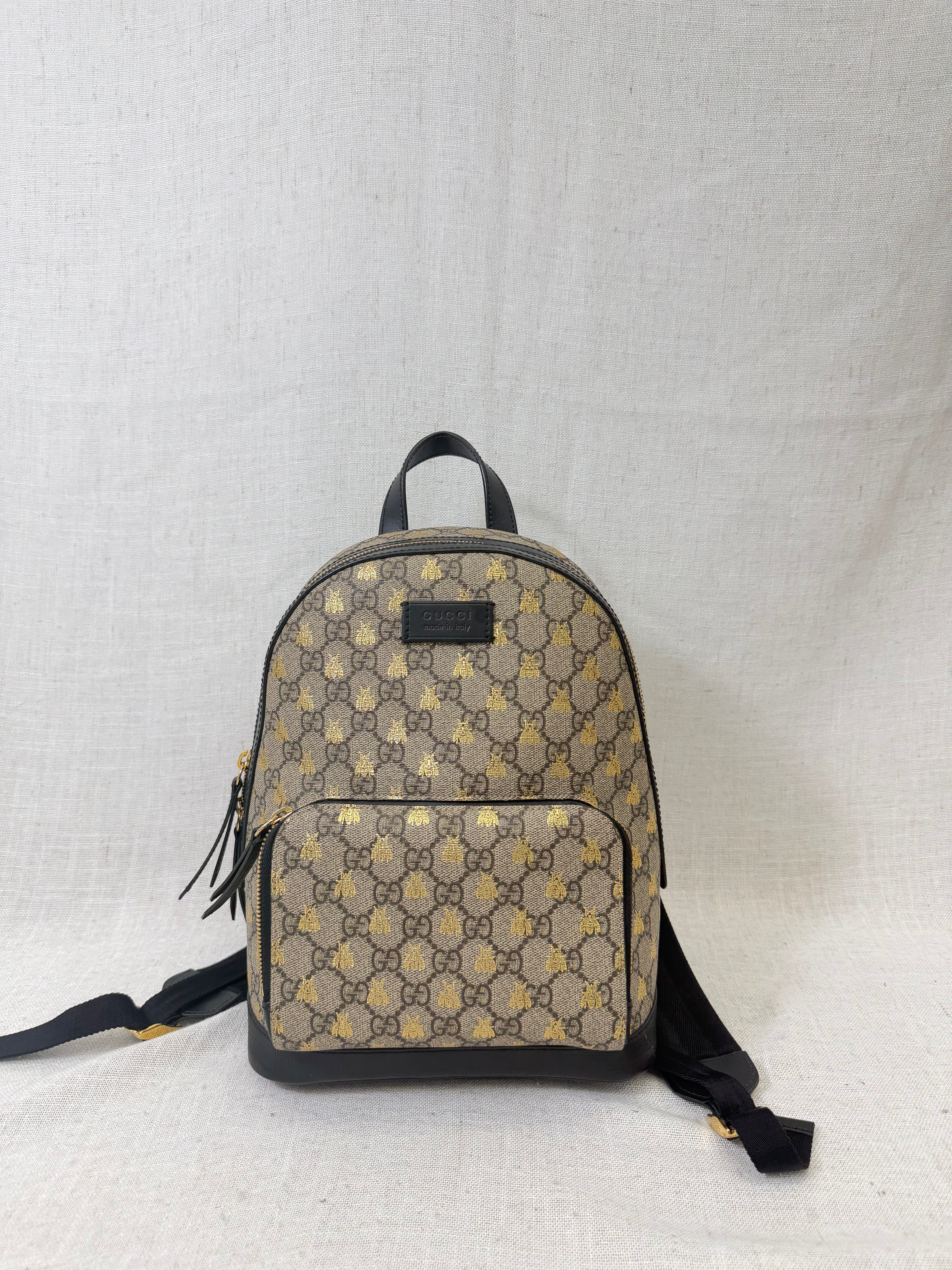 Gucci GG Supreme Monogram Bee Coated Canvas Small Backpack