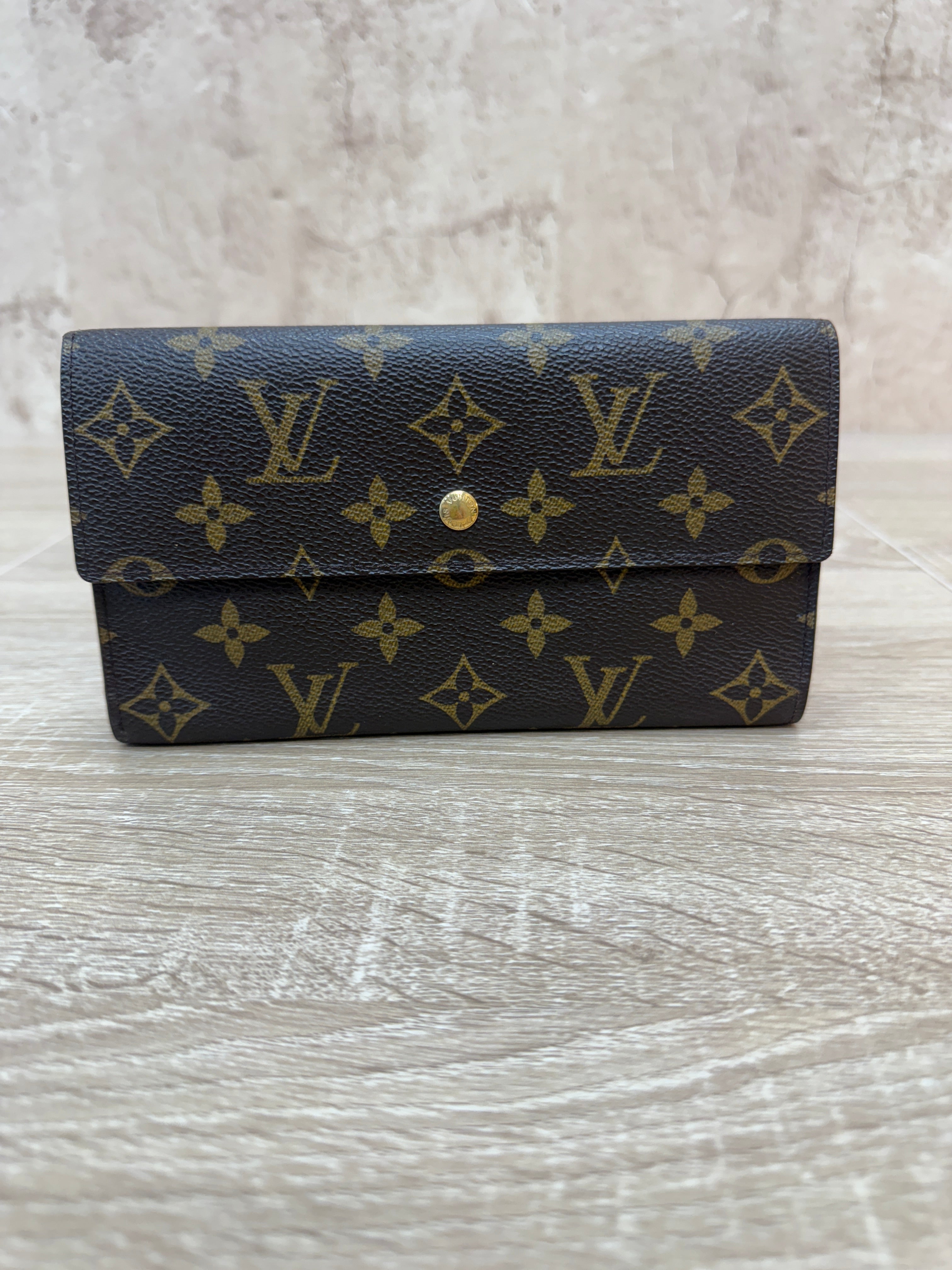 Louis Vuitton Monogram International Wallet
