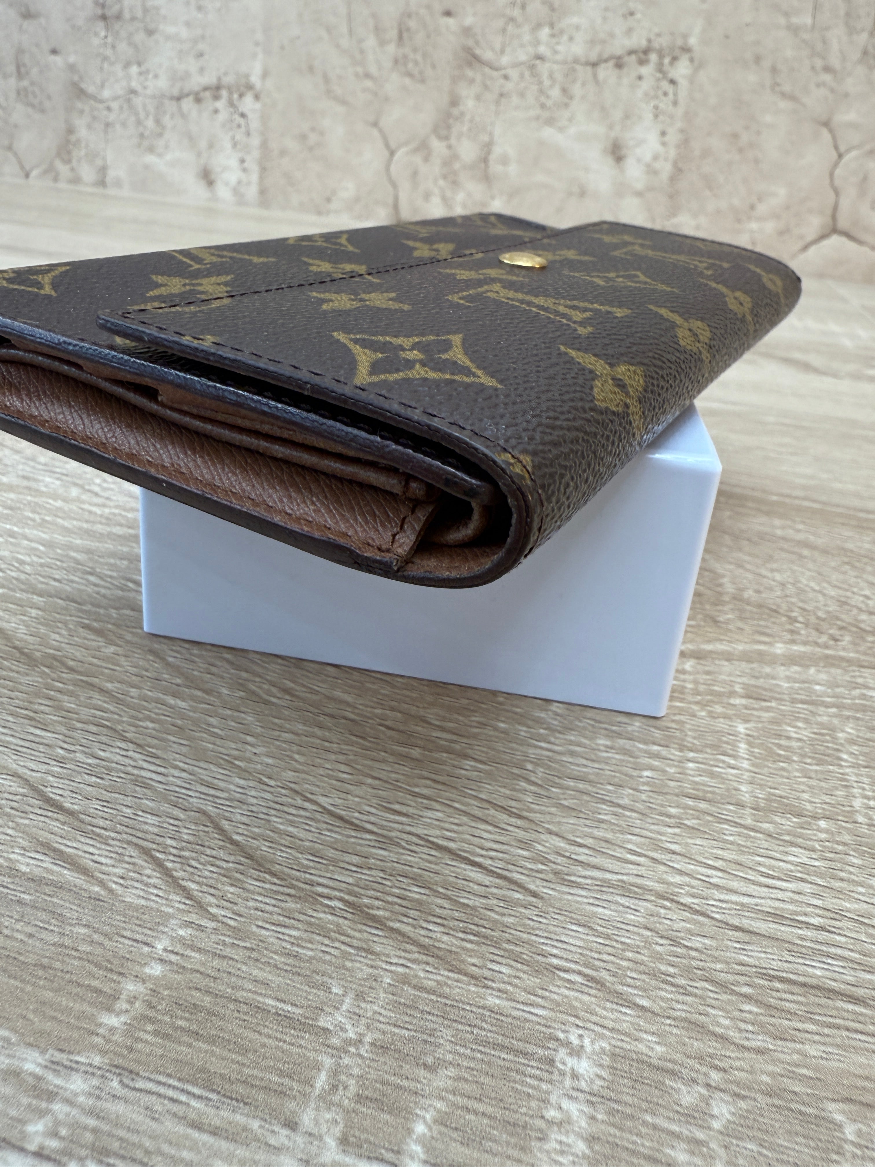 Louis Vuitton Monogram International Wallet