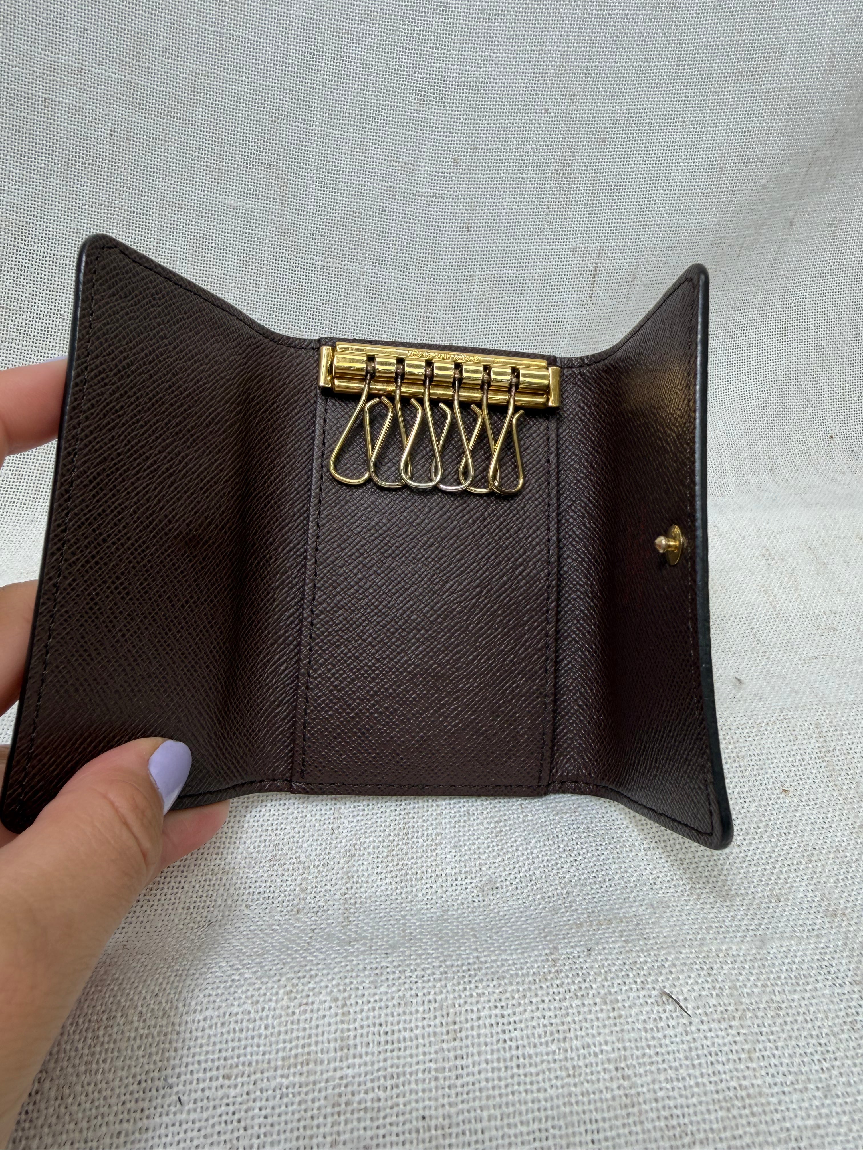 Louis Vuitton Damier Ebene 6 Key Holder