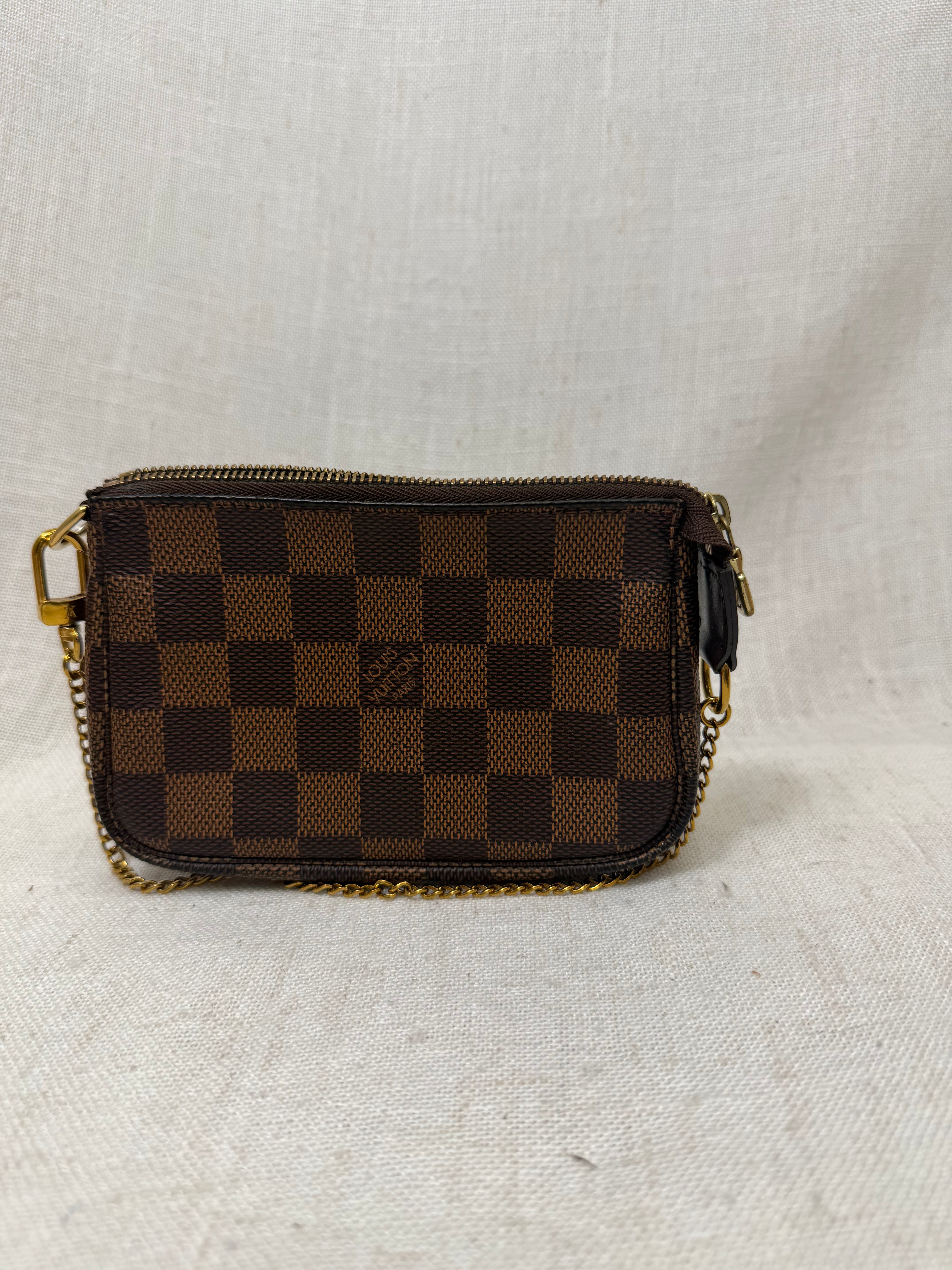 Louis Vuitton Damier Ebene Mini Chain Pochette