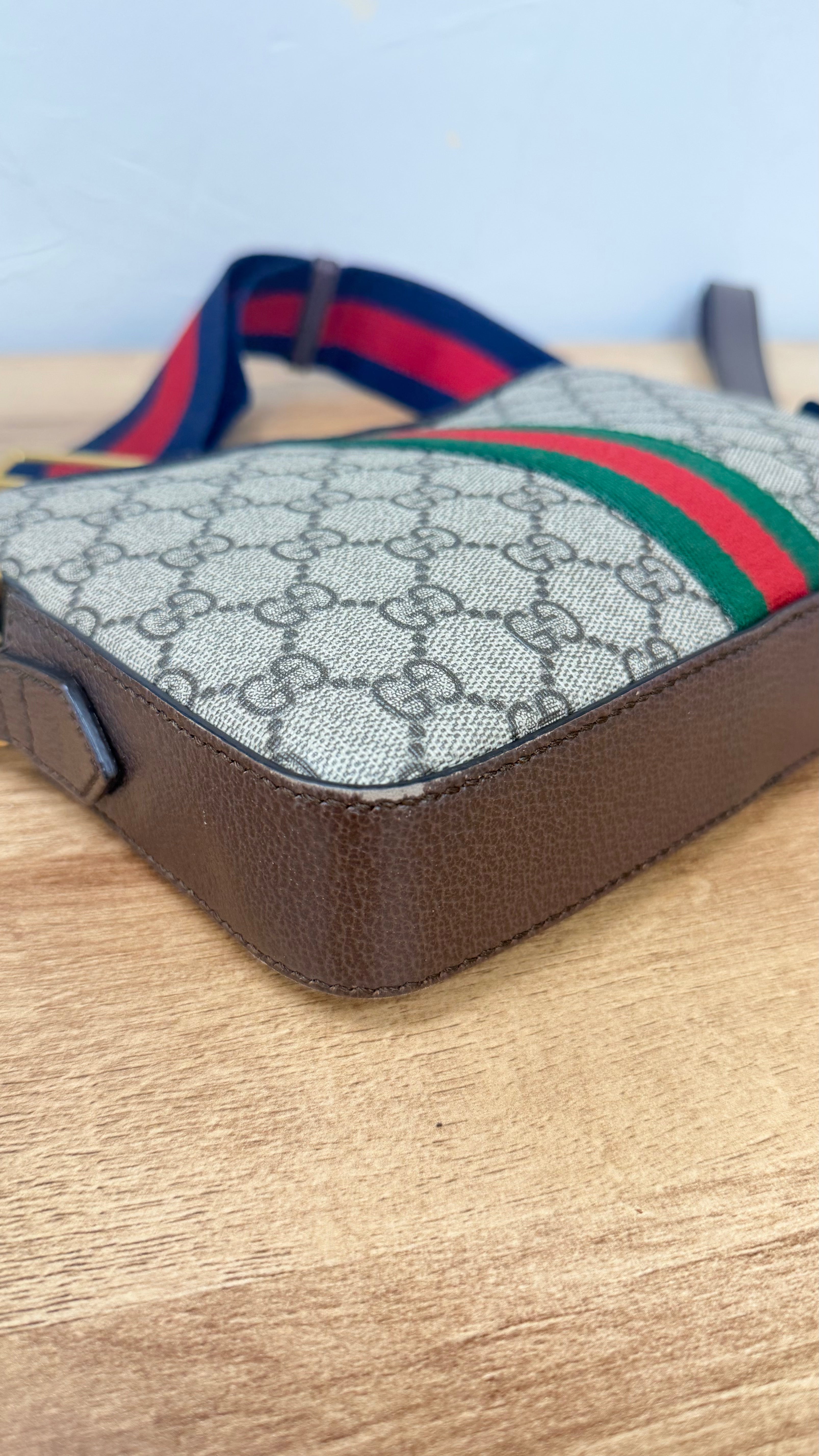 Gucci GG Supreme Ophidia Crossbody Bag