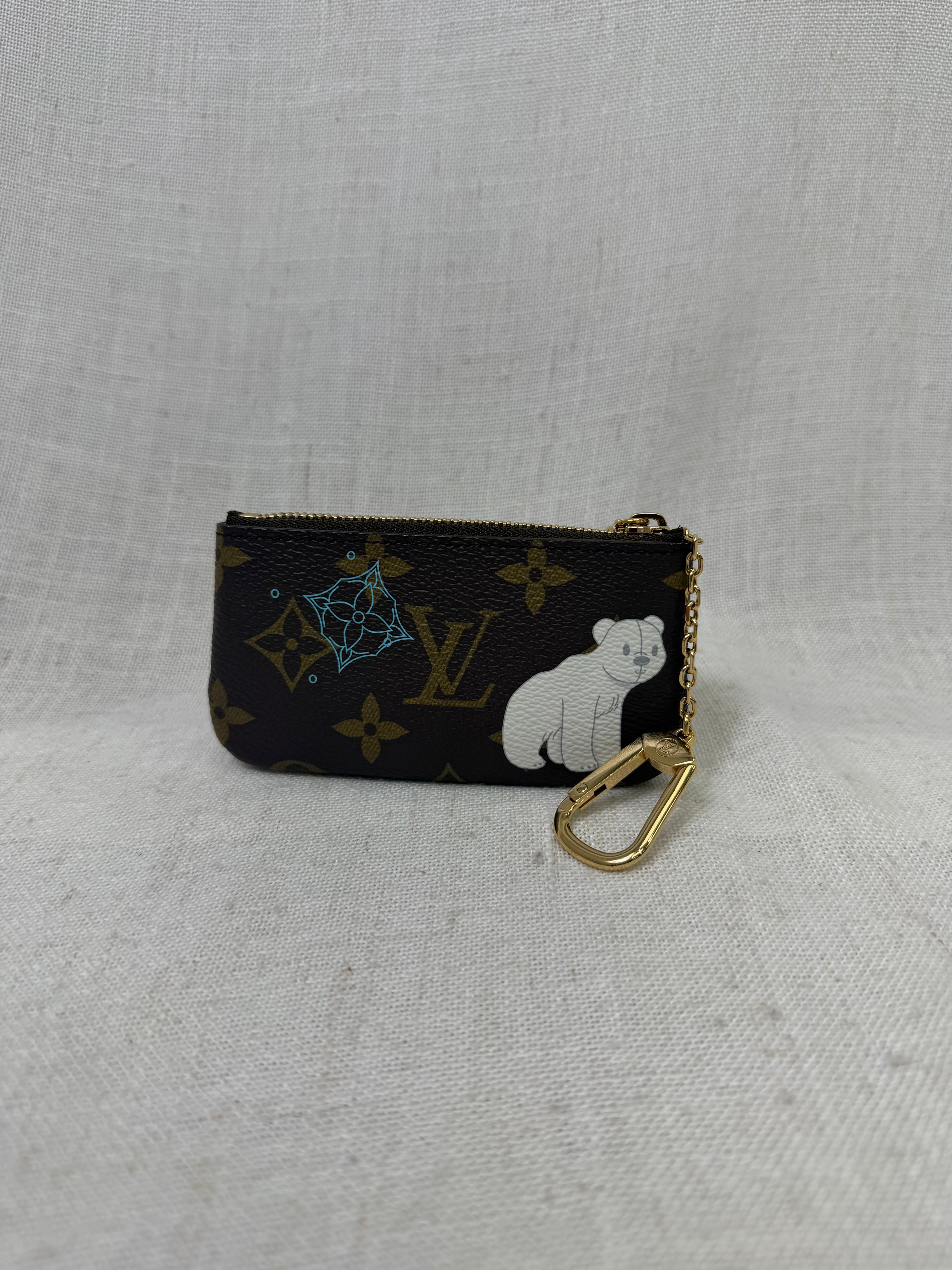 LIKE NEW - Louis Vuitton Limited Edition Monogram Animation Key Cles