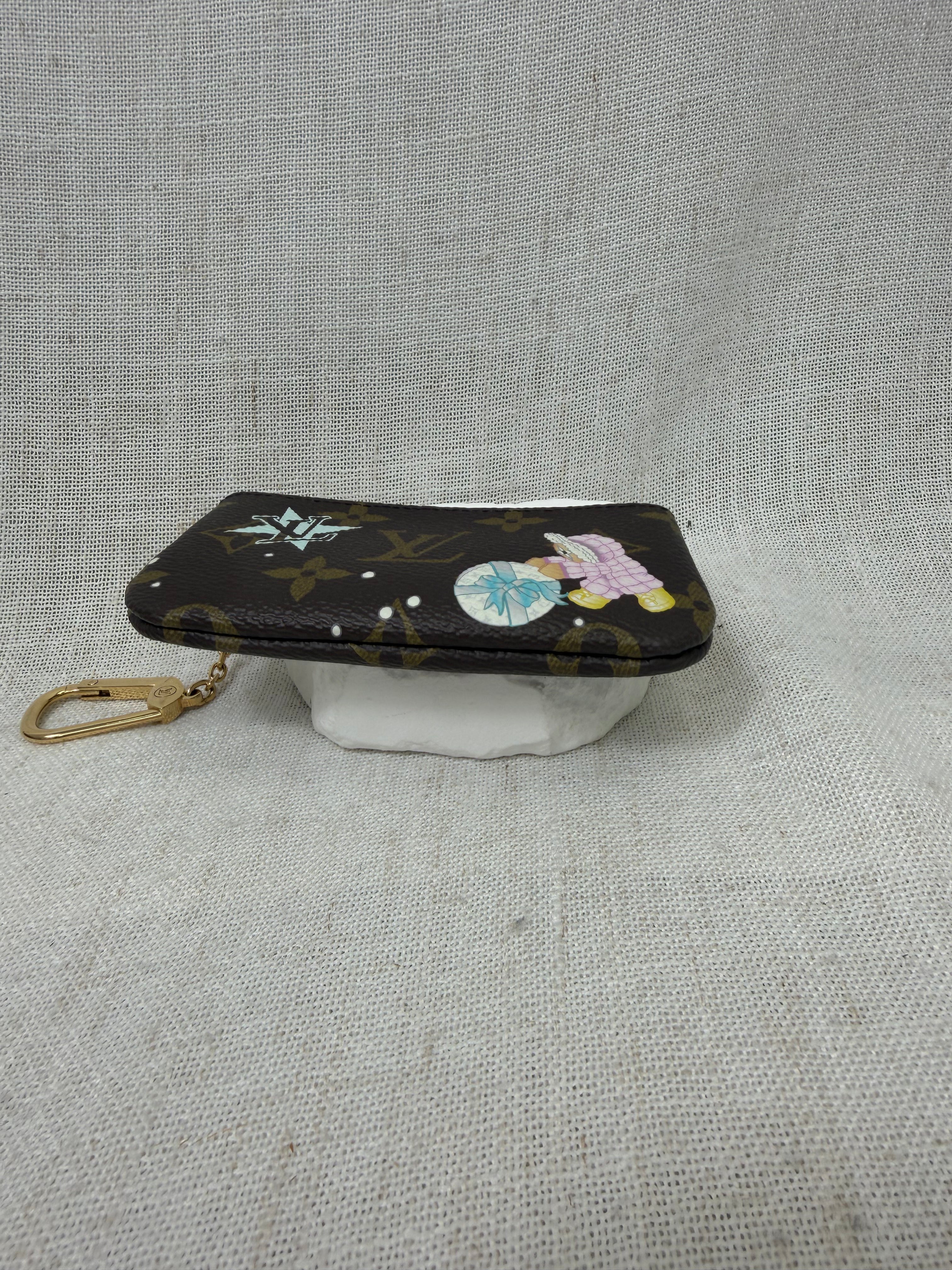 LIKE NEW - Louis Vuitton Limited Edition Monogram Animation Key Cles