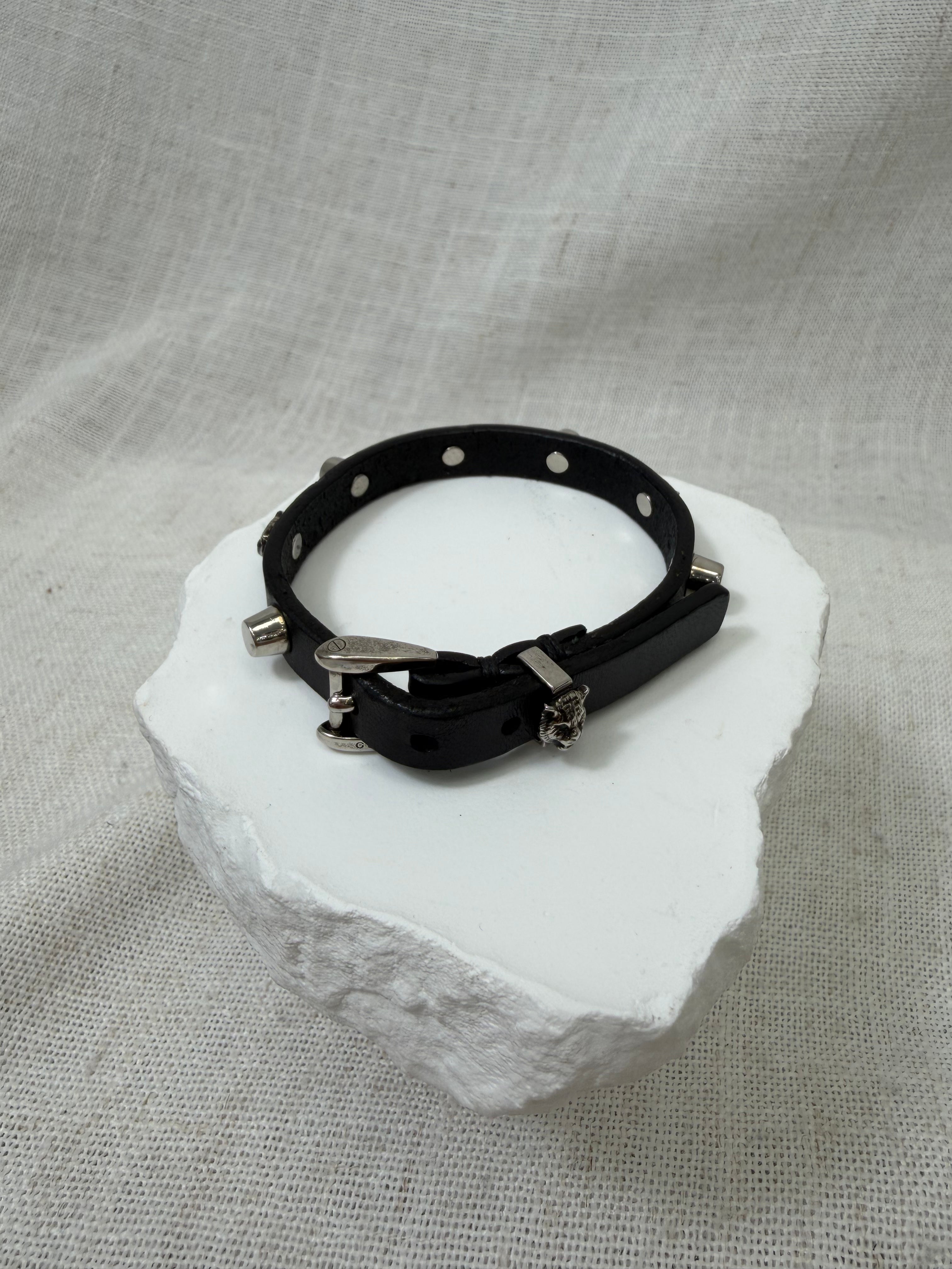 Gucci Black Leather Feline Heads Bracelet