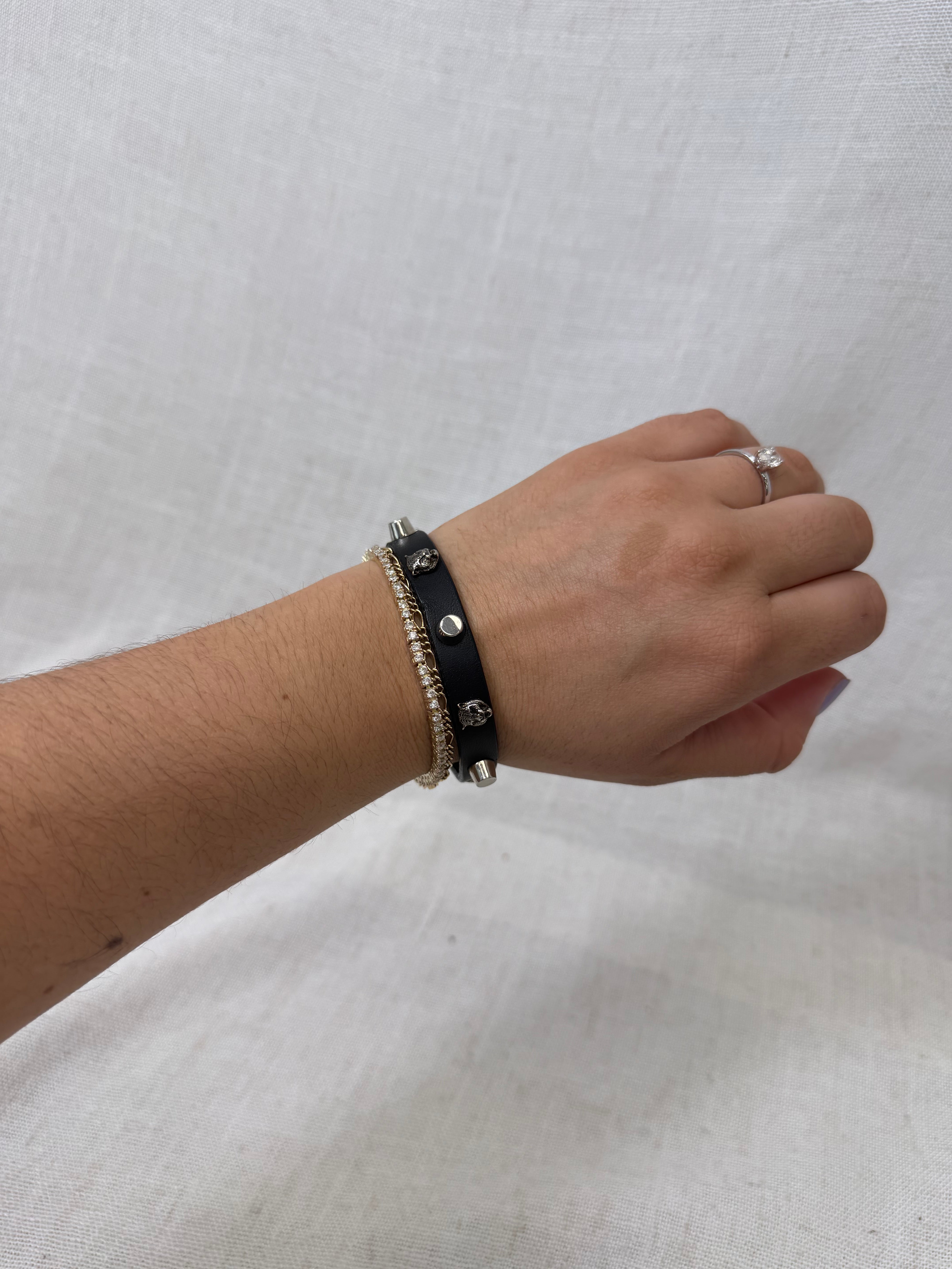 Gucci Black Leather Feline Heads Bracelet