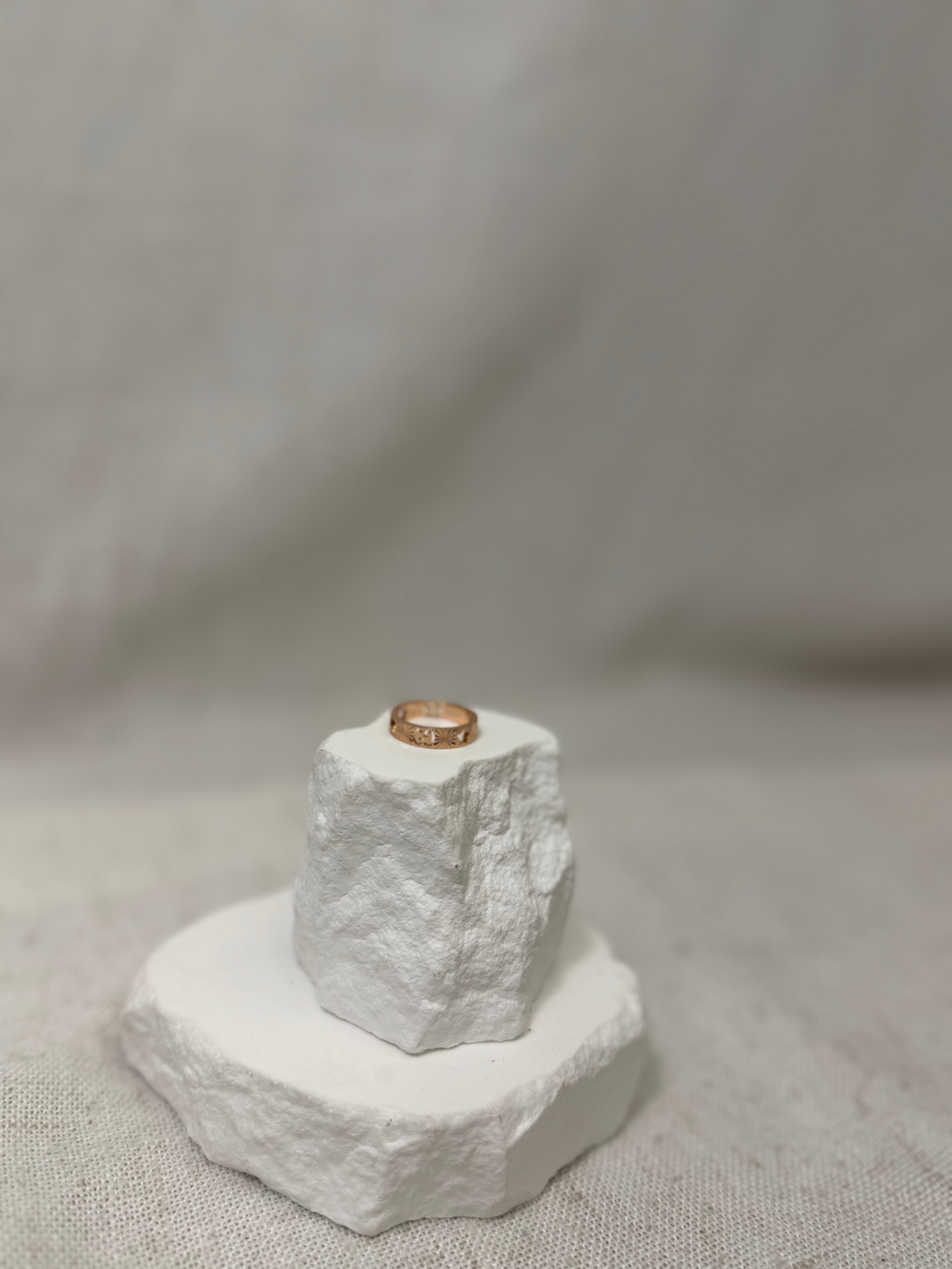 Gucci 18K Rose Gold Icon Stars Band Size 4