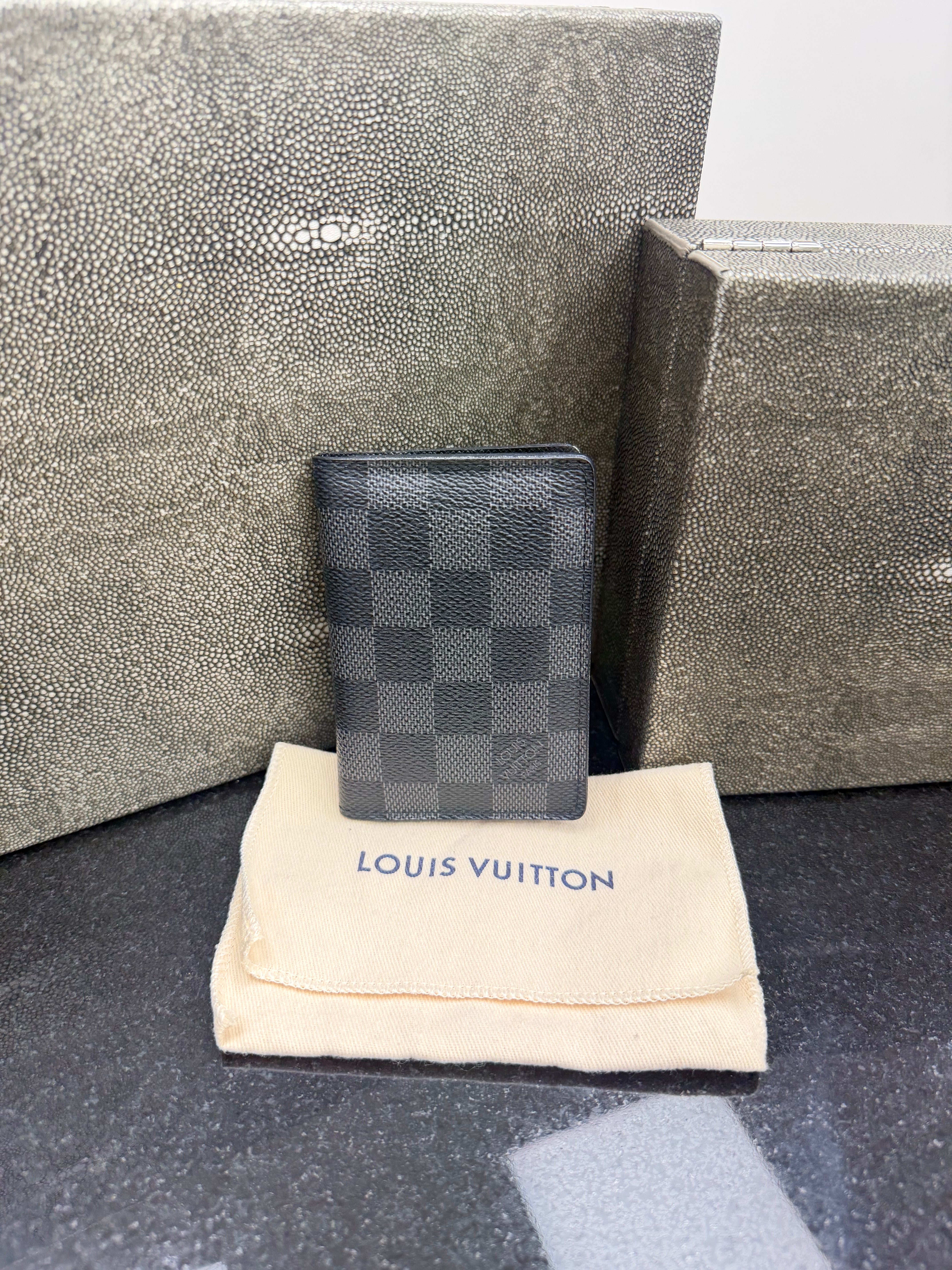 LIKE NEW - Louis Vuitton Damier Graphite Pocket Organizer