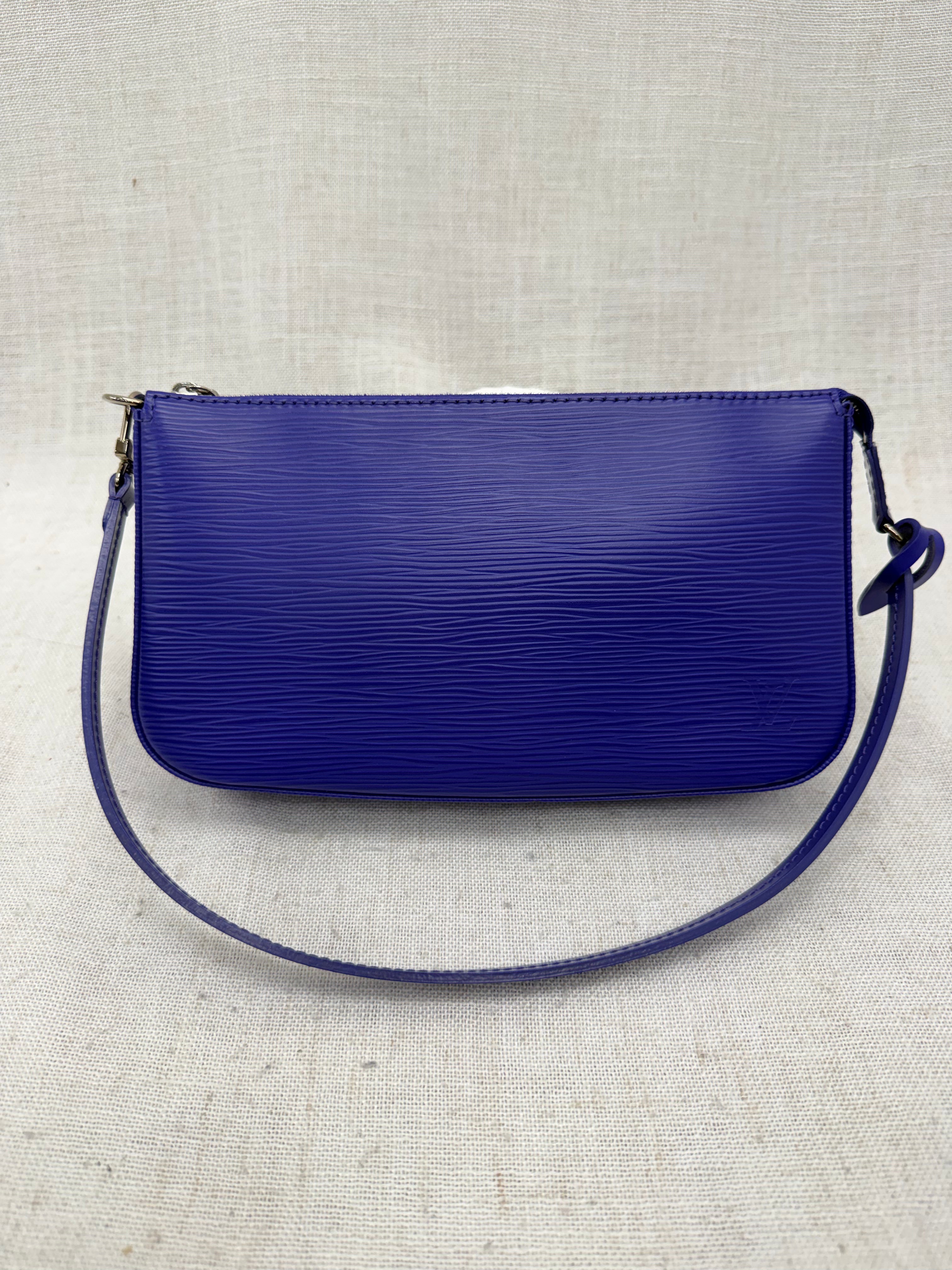 Louis Vuitton Indigo Epi Pochette Accessoires