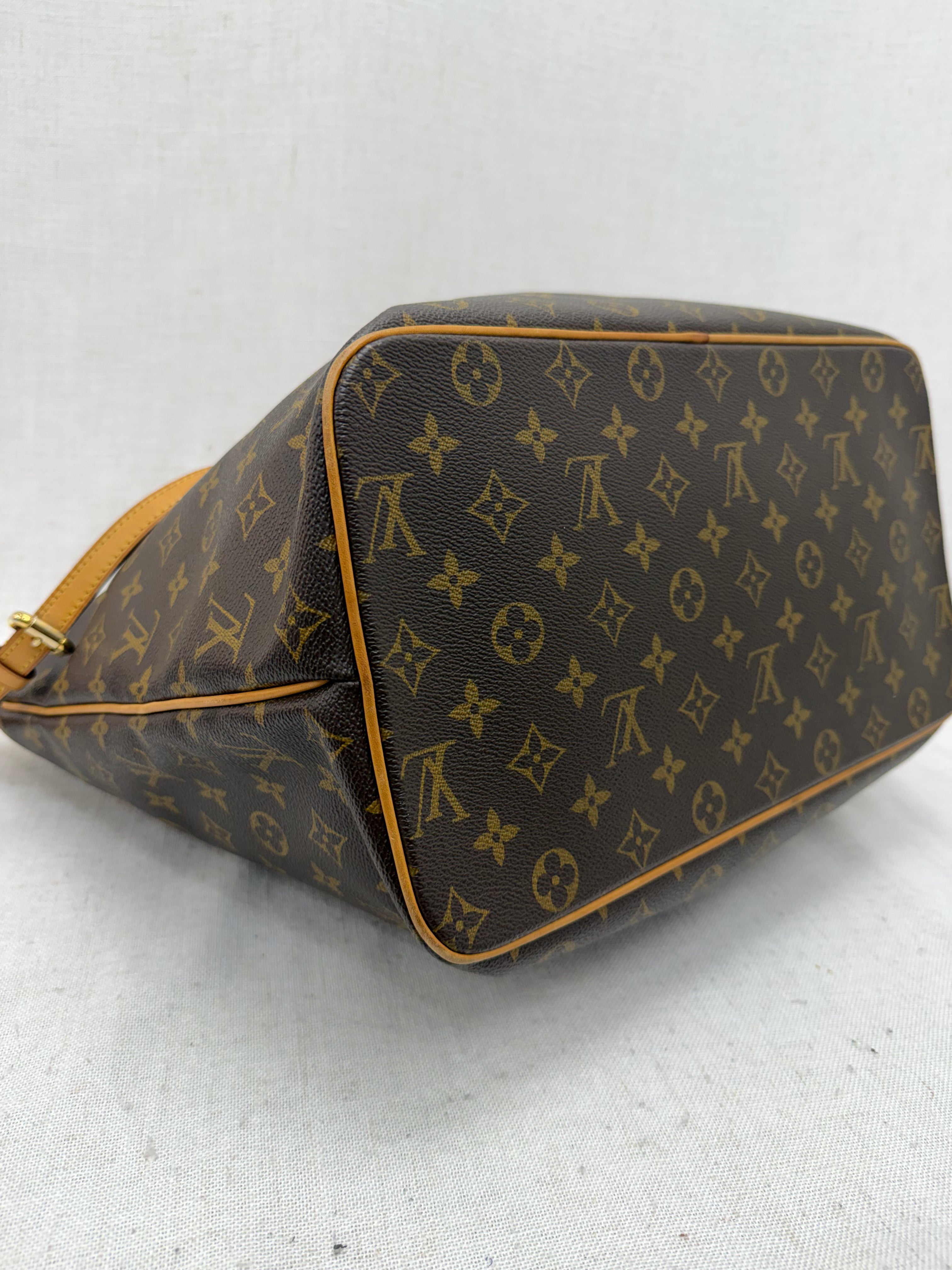 Louis Vuitton Monogram Palermo GM Tote Bag