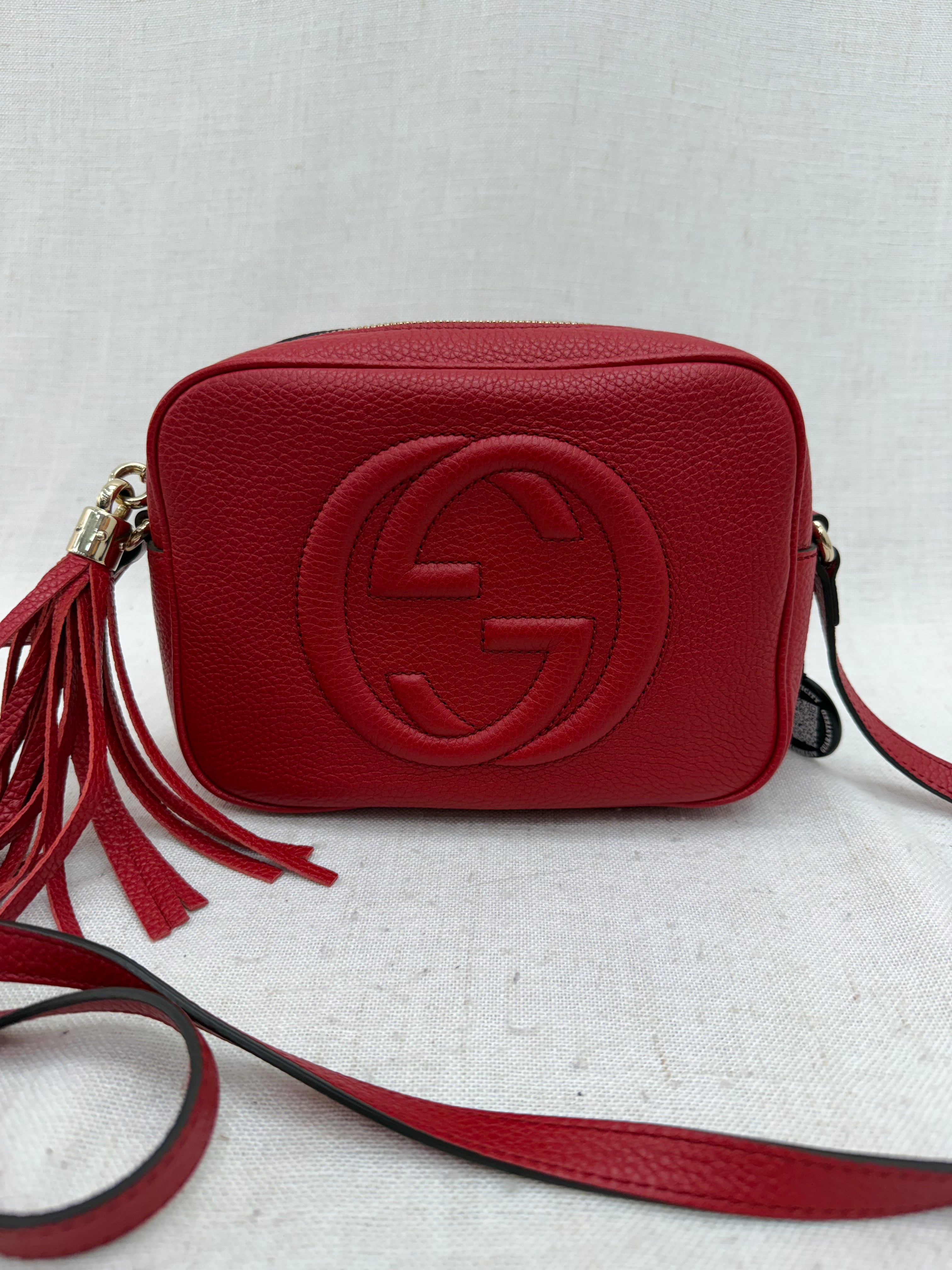 Gucci Red Pebbled Calfskin Small Soho Disco Camera Bag