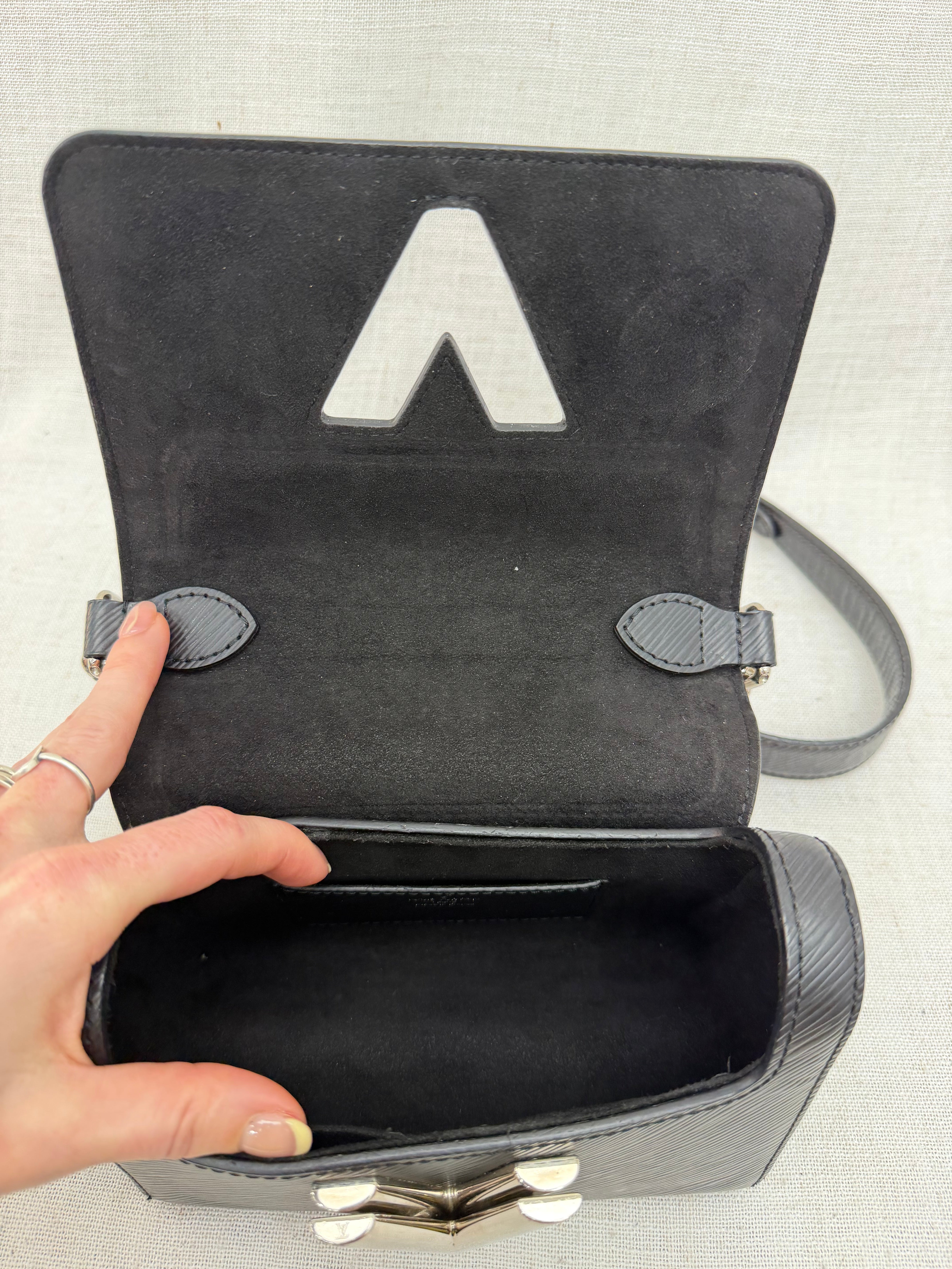 Louis Vuitton Black Epi Twist PM Chain Bag