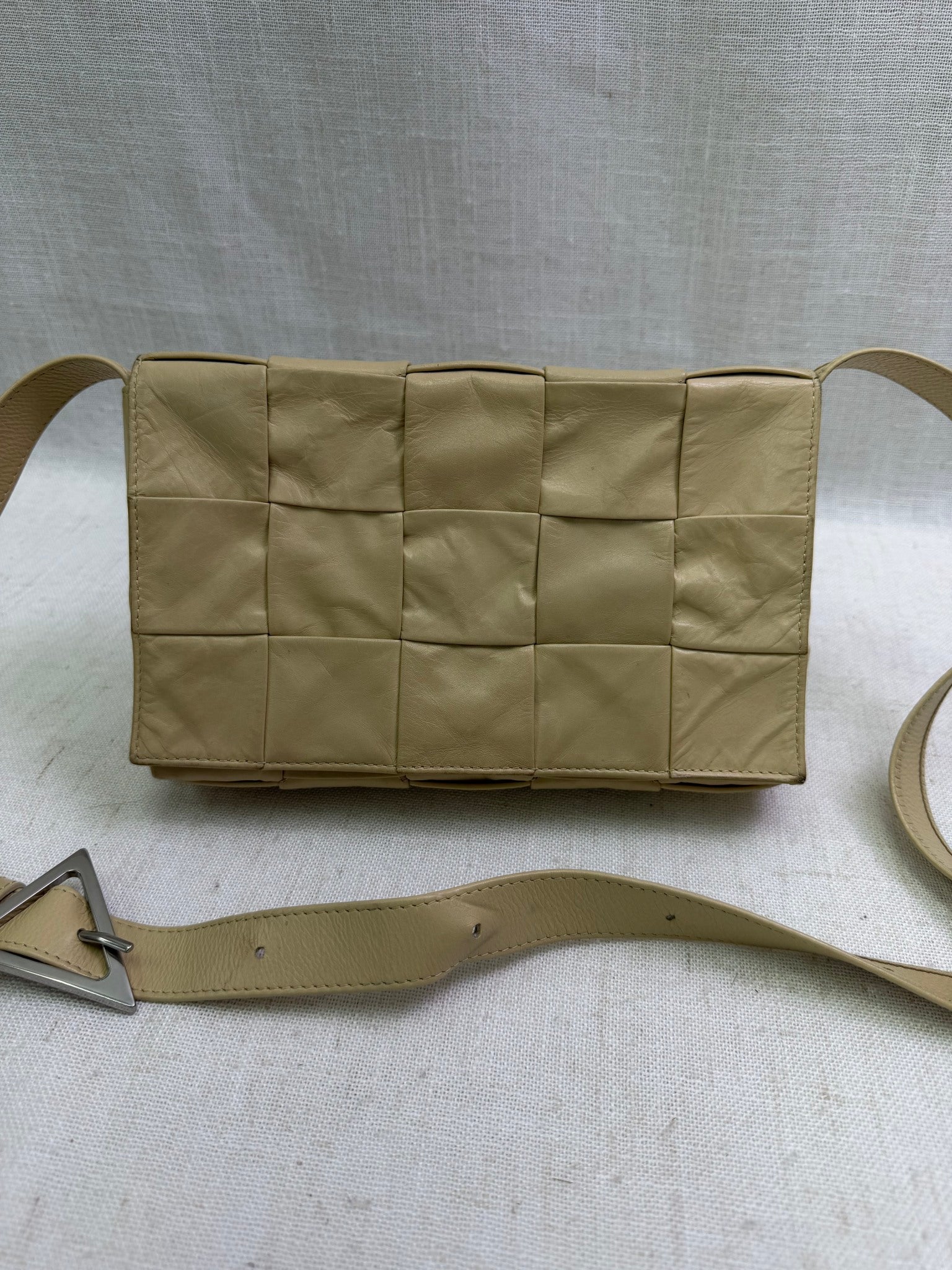 Bottega Veneta Ivory Crinkled Intrecciato Leather Cassette Crossbody