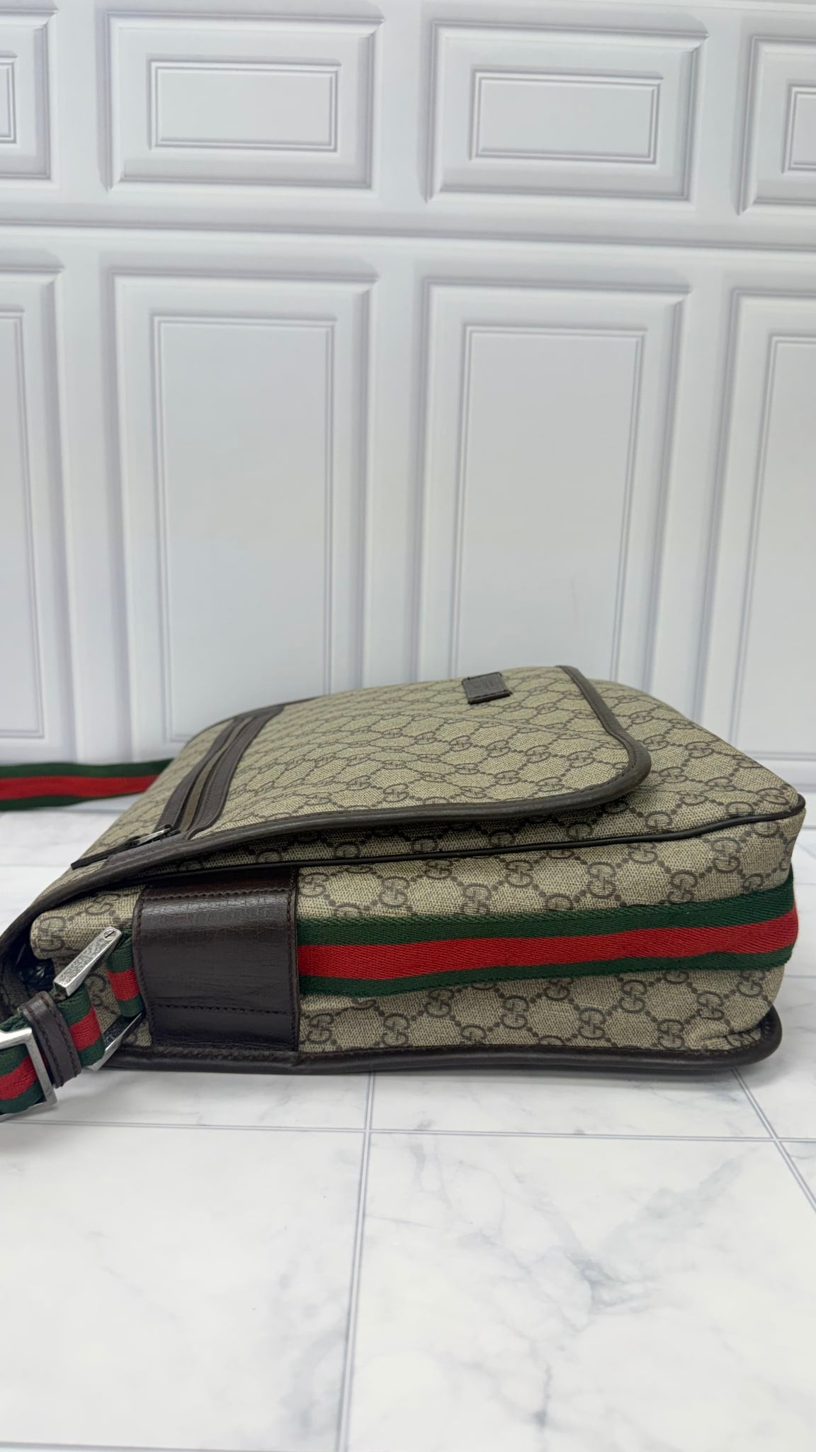 Gucci GG Supreme Messenger Bag