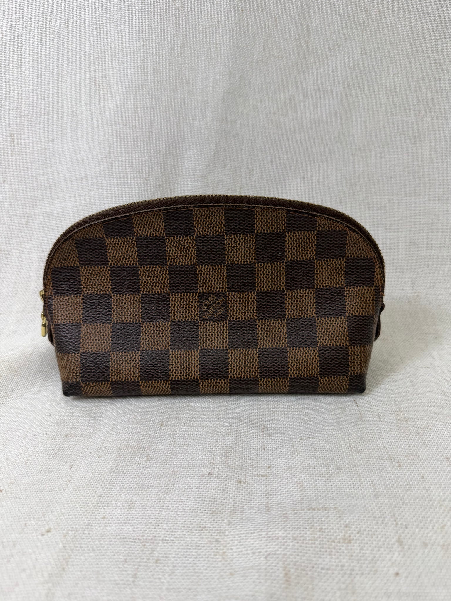 Louie Vuitton Damier Ebene Cosmetic Pouch