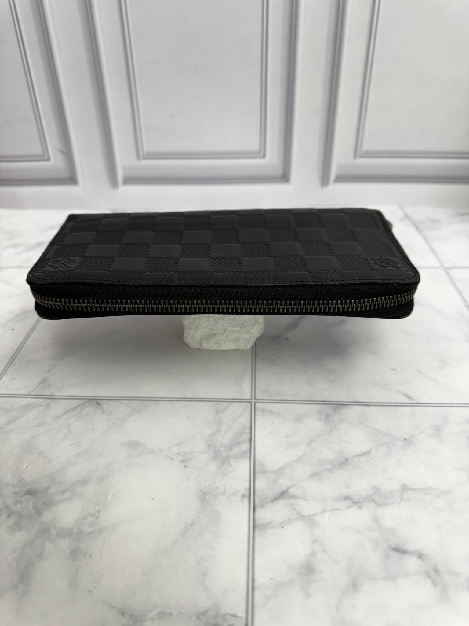 Louis Vuitton Black Damier Infini Zippy Wallet