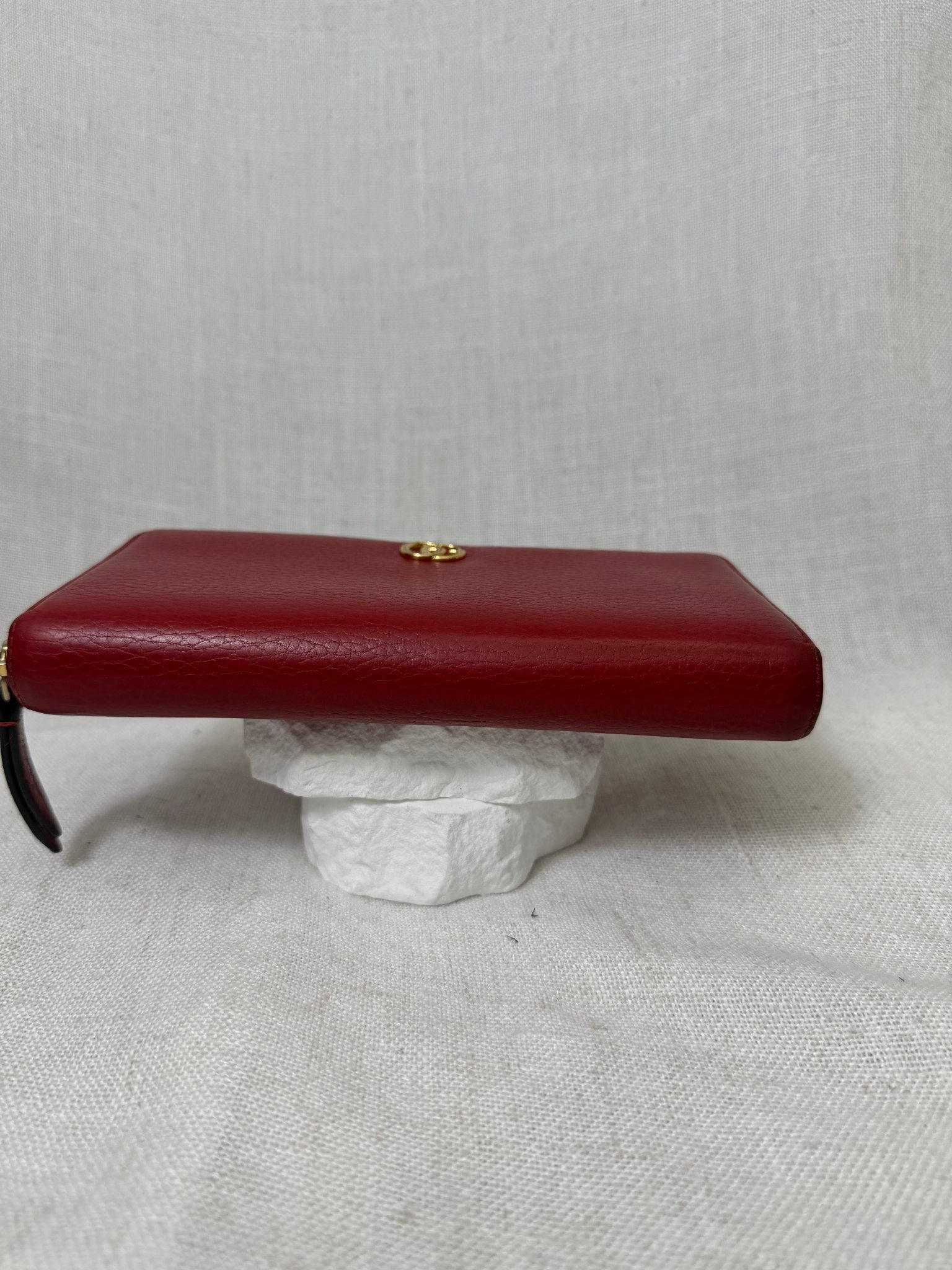 Gucci Red Leather Marmont GG Zippy Wallet