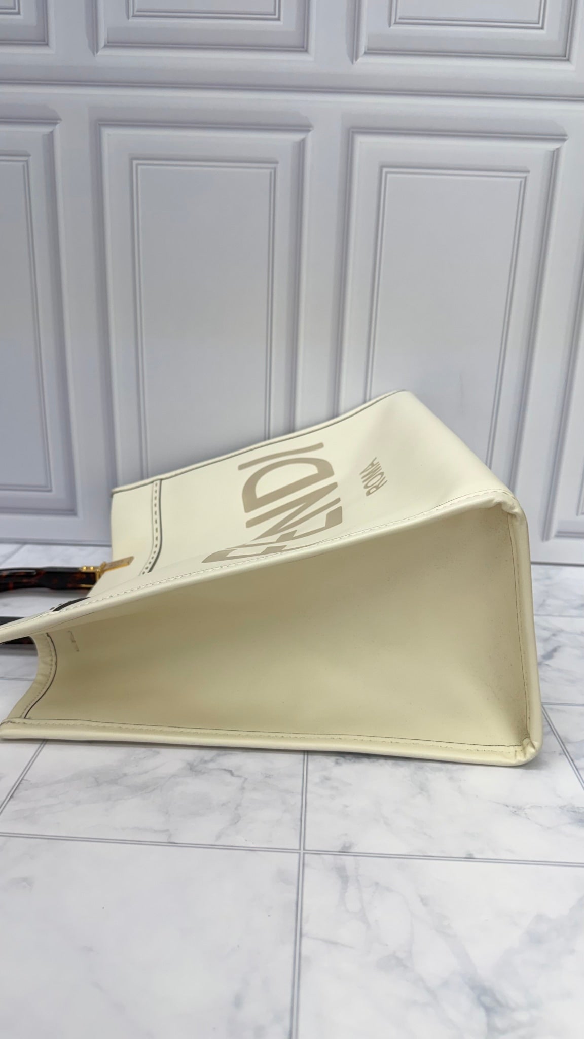 Fendi Cream Leather Sunshine Medium Tote Bag