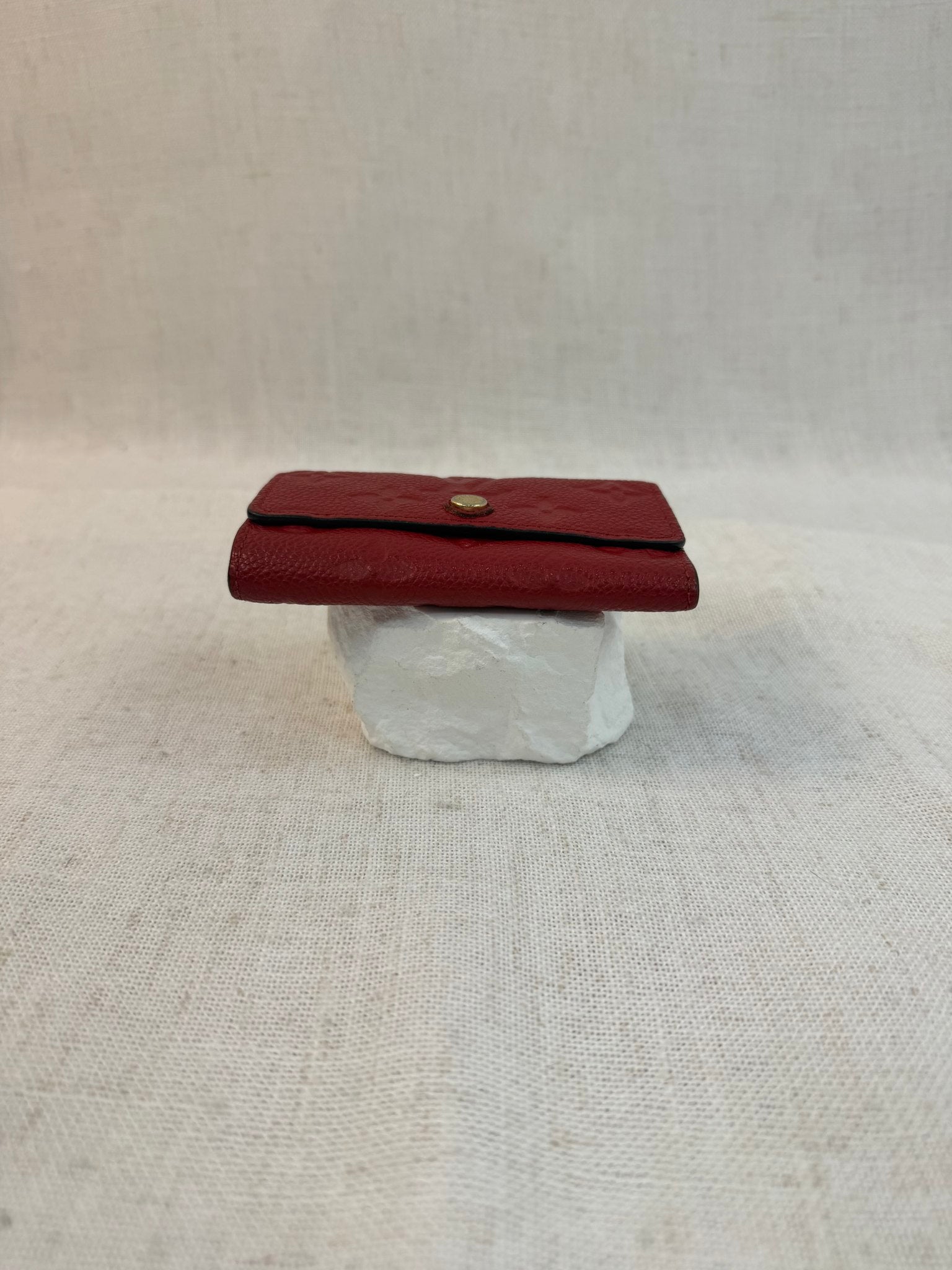 Louis Vuitton Red Empreinte Leather 6 Ring Key Holder
