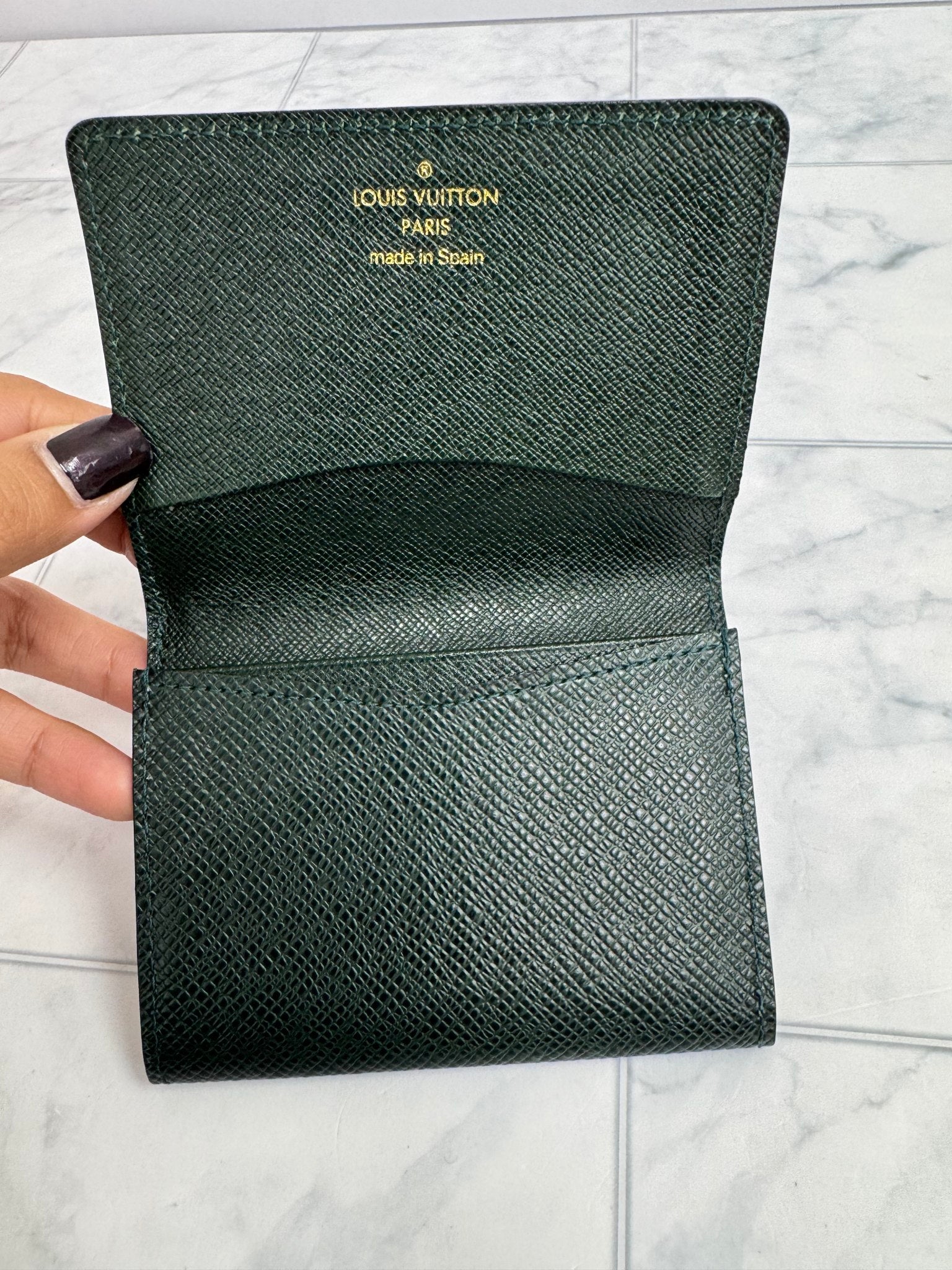 Louis Vuitton Green Taiga Leather Card Holder