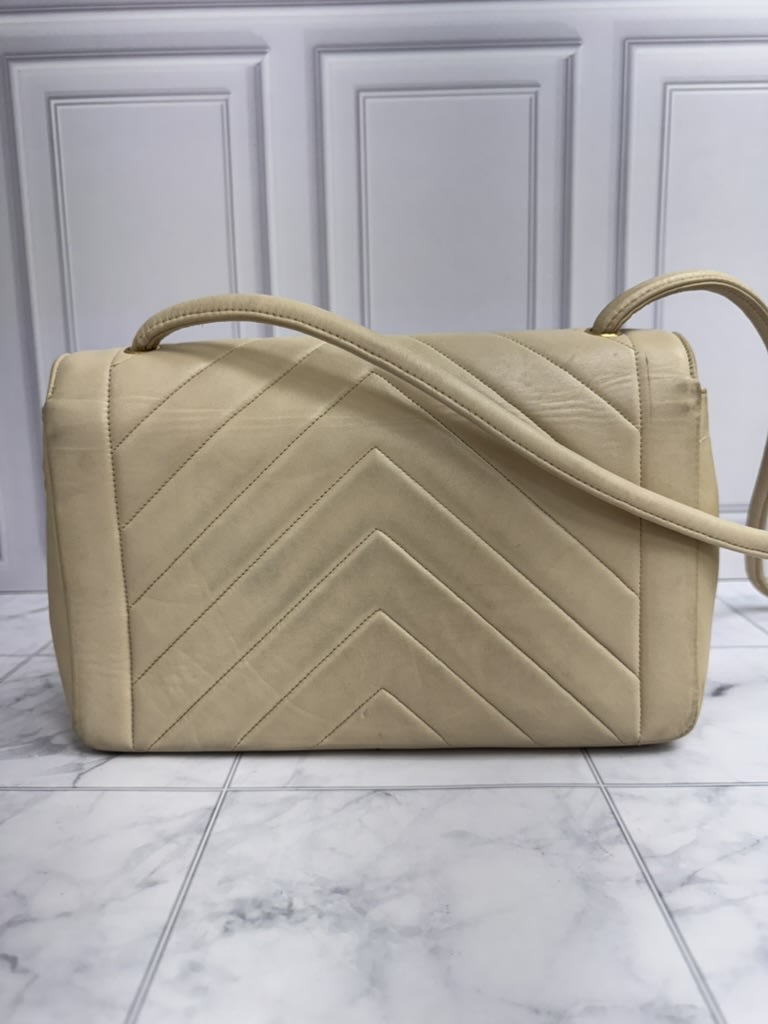 Chanel Beige Chevron Quilted Leather V-Flap Envelope Shoulder Bag