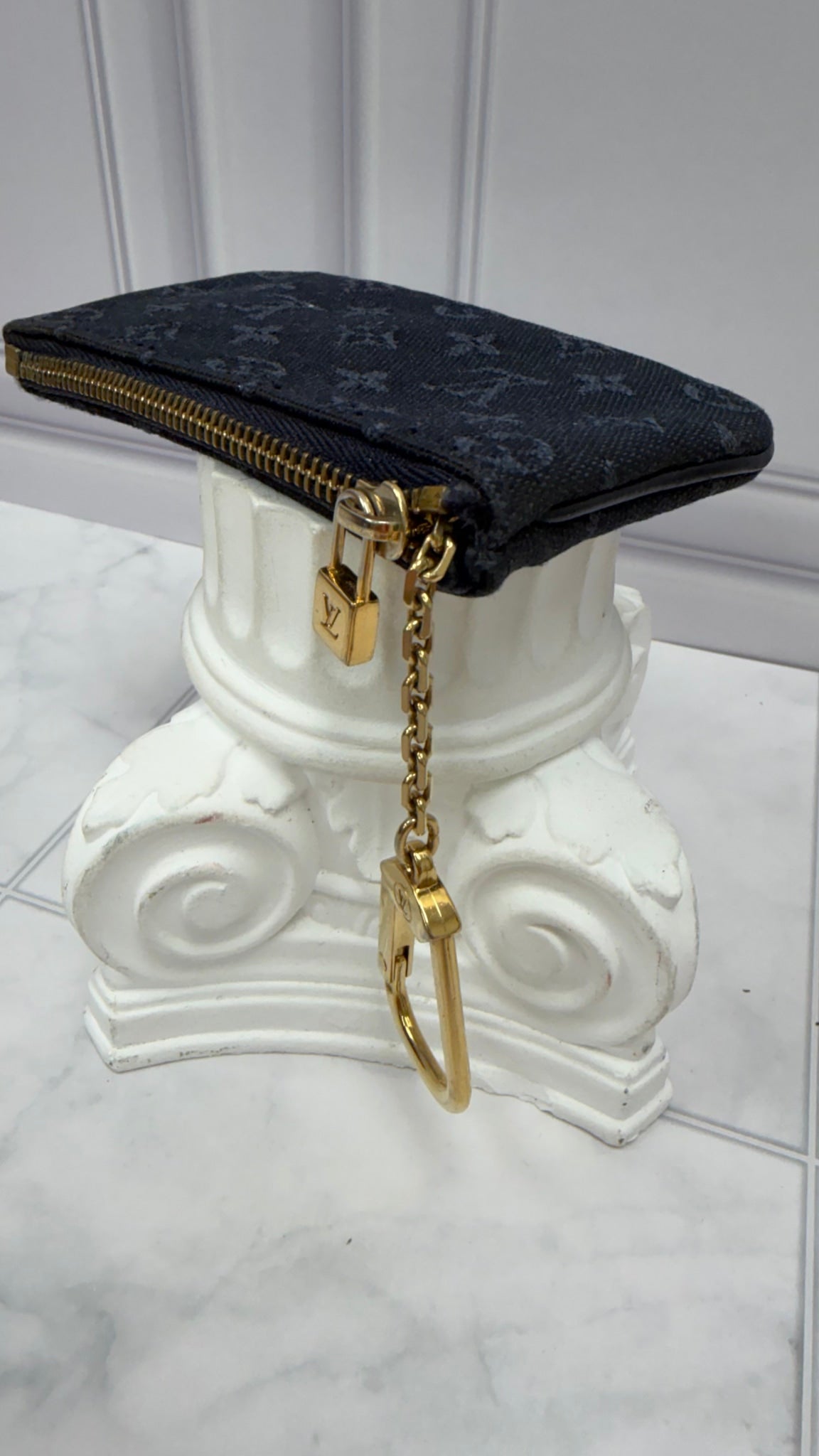 Louis Vuitton Blue Mini Lin Key Cles