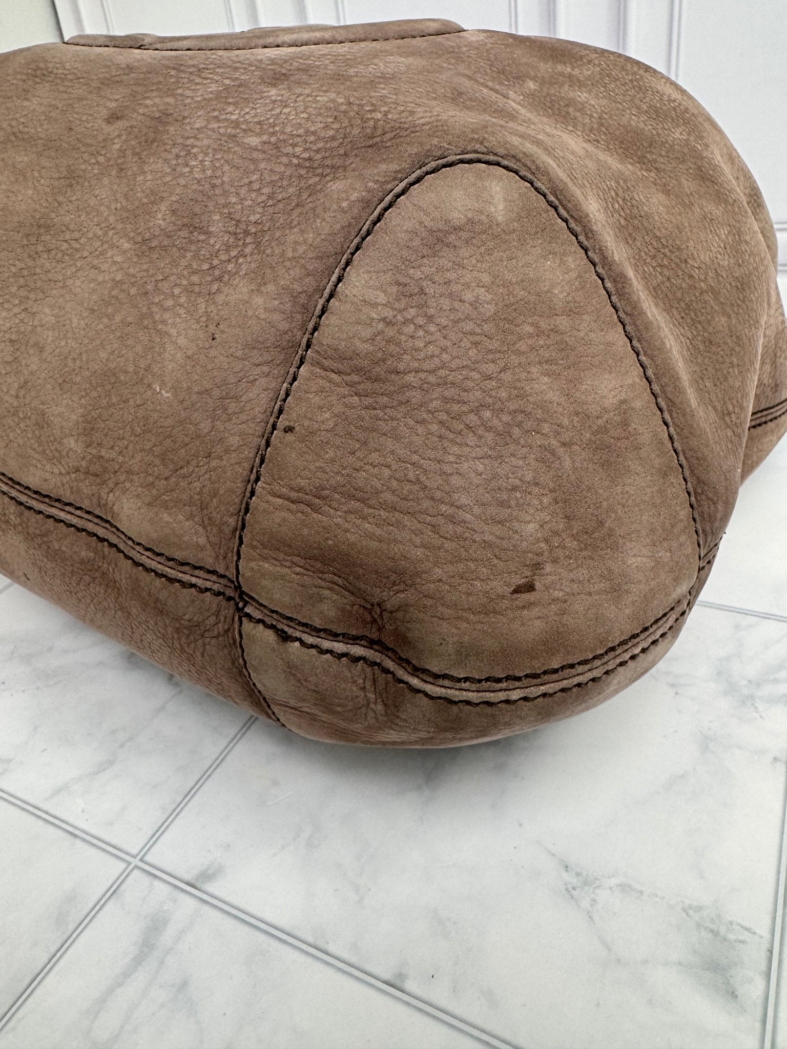 Gucci Taupe Suede Interlocking G Soho Chain Hobo Bag