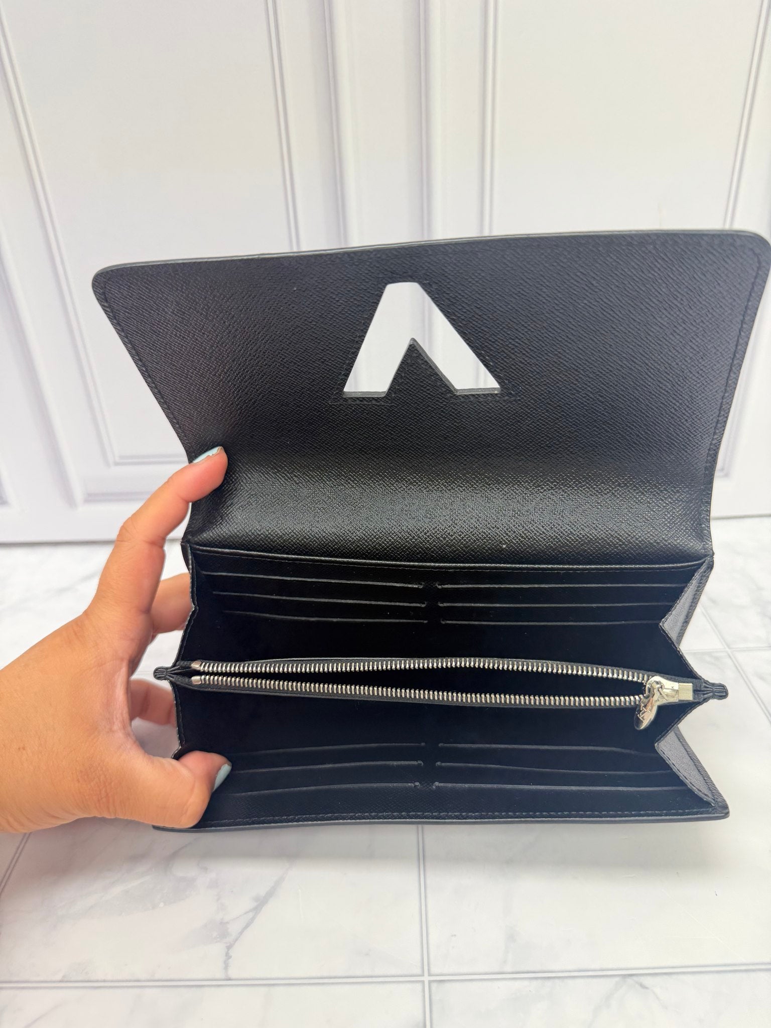 Louis Vuitton Black Epi Leather Twist Wallet
