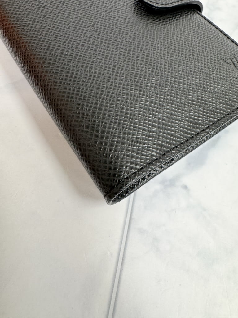 Louis Vuitton Black Taiga Agenda PM