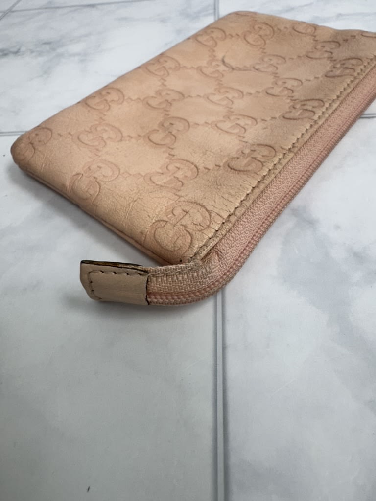 Gucci Pink Guccissima Embossed Leather Zip Pouch