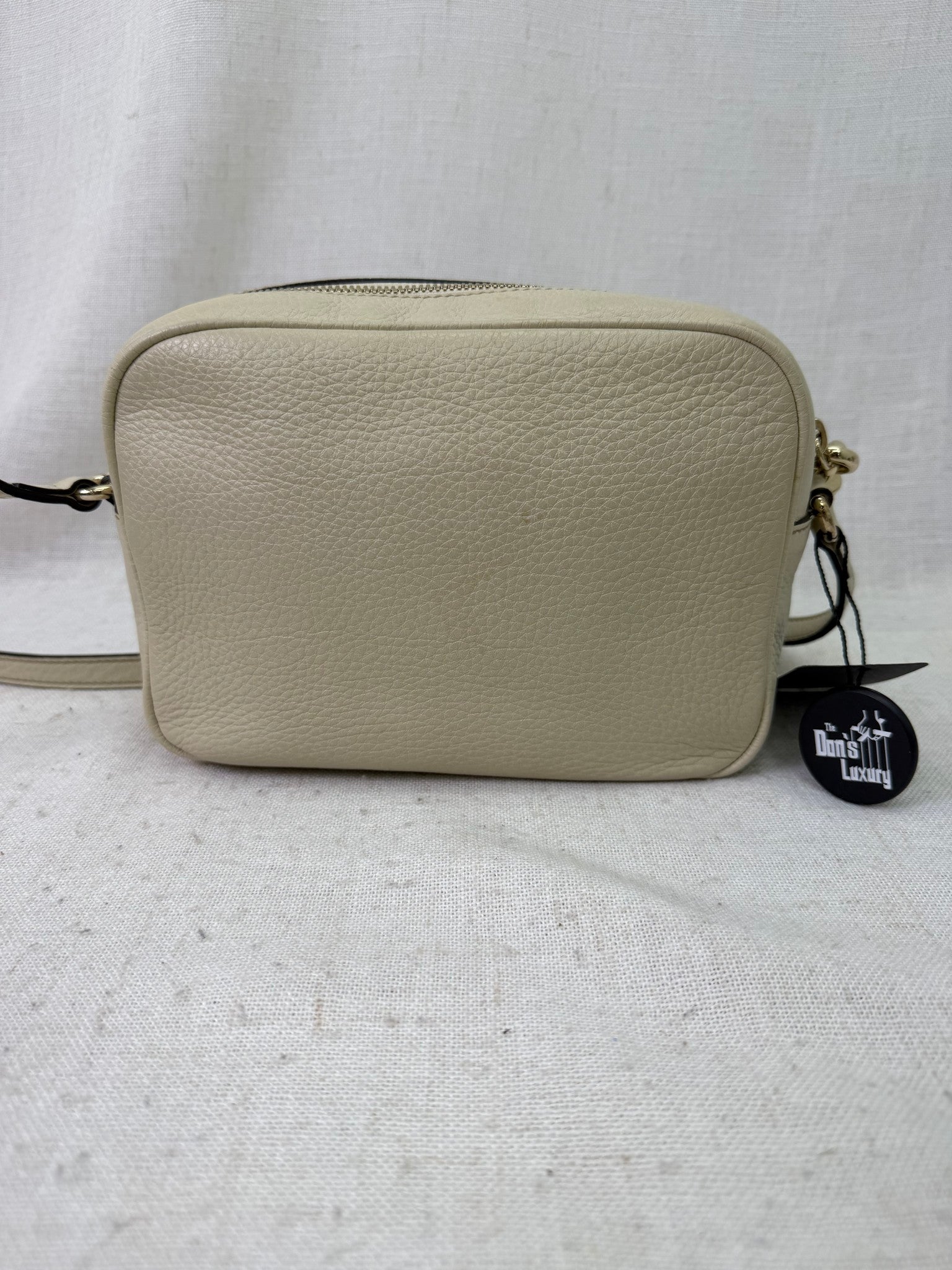 Gucci Cream Pebbled Leather Soho Camera Bag