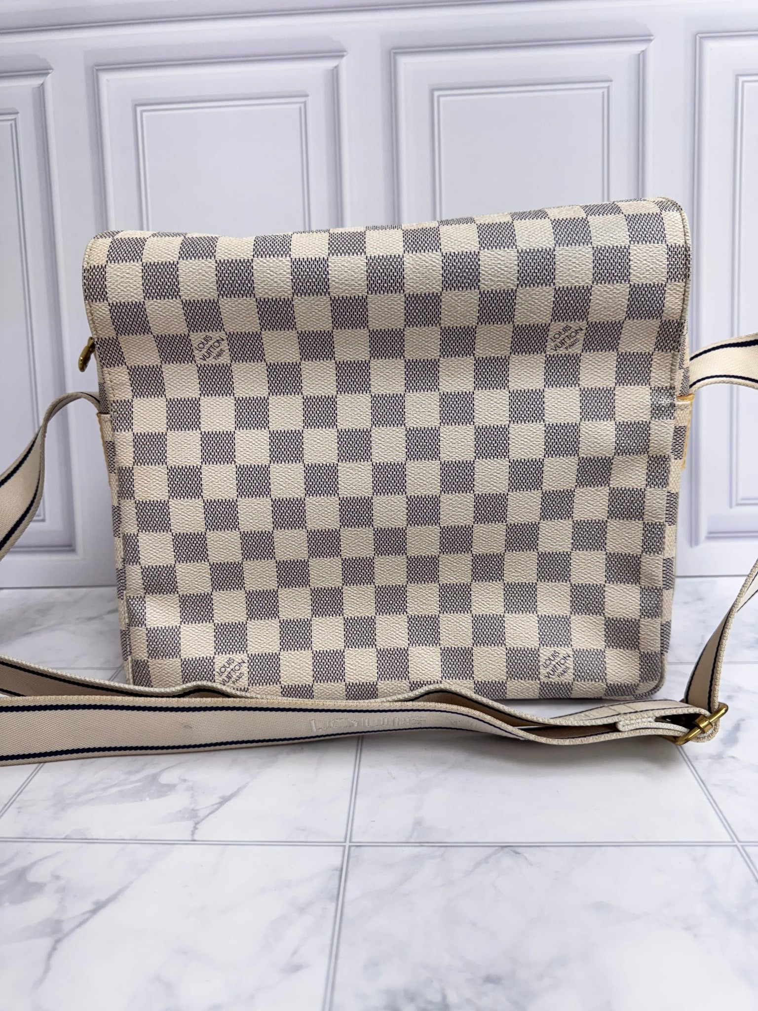 Louis Vuitton Damier Azur Naviglio Messenger Bag